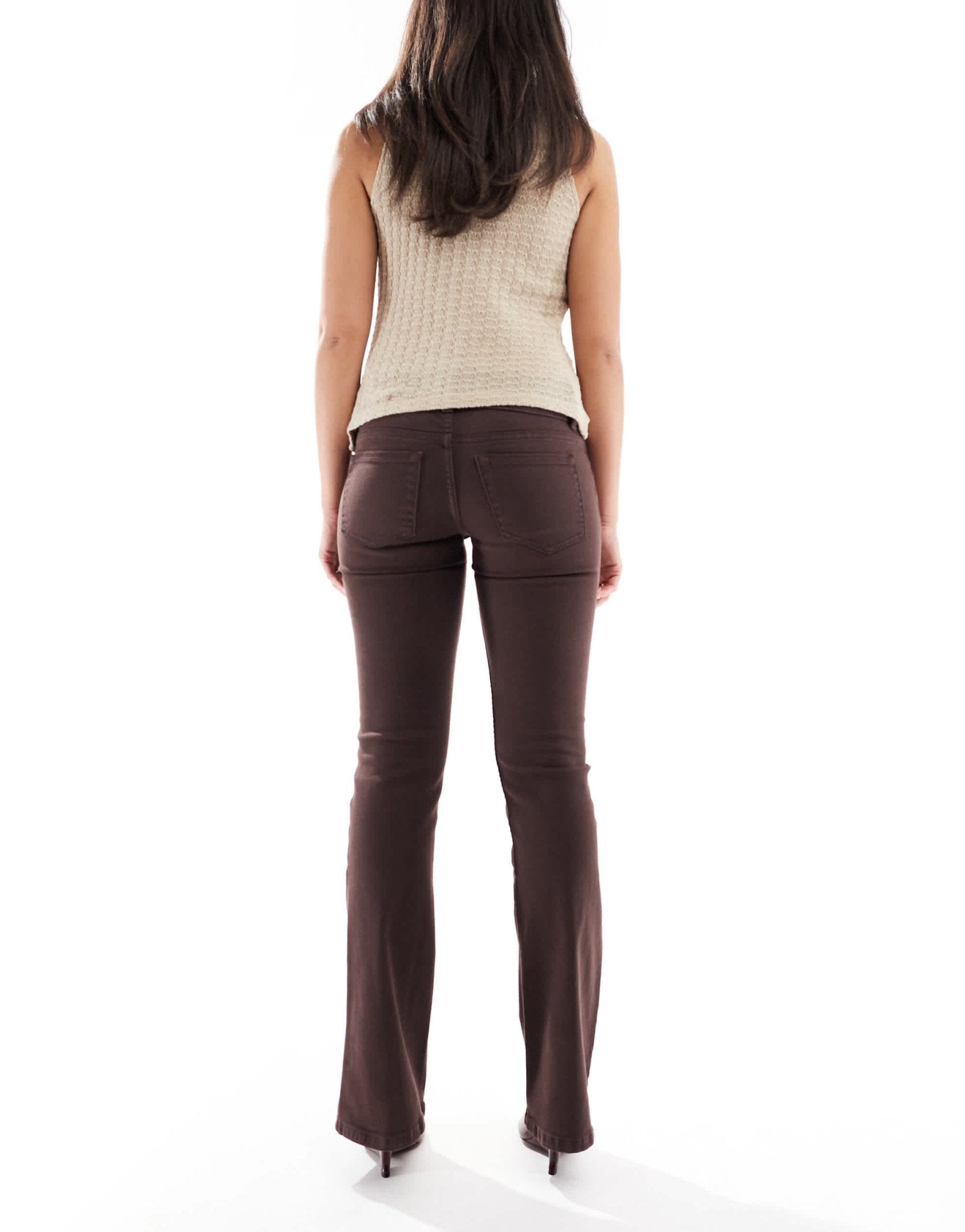 Bershka low rise straight leg jeans in brown - ASOS Sample Sale