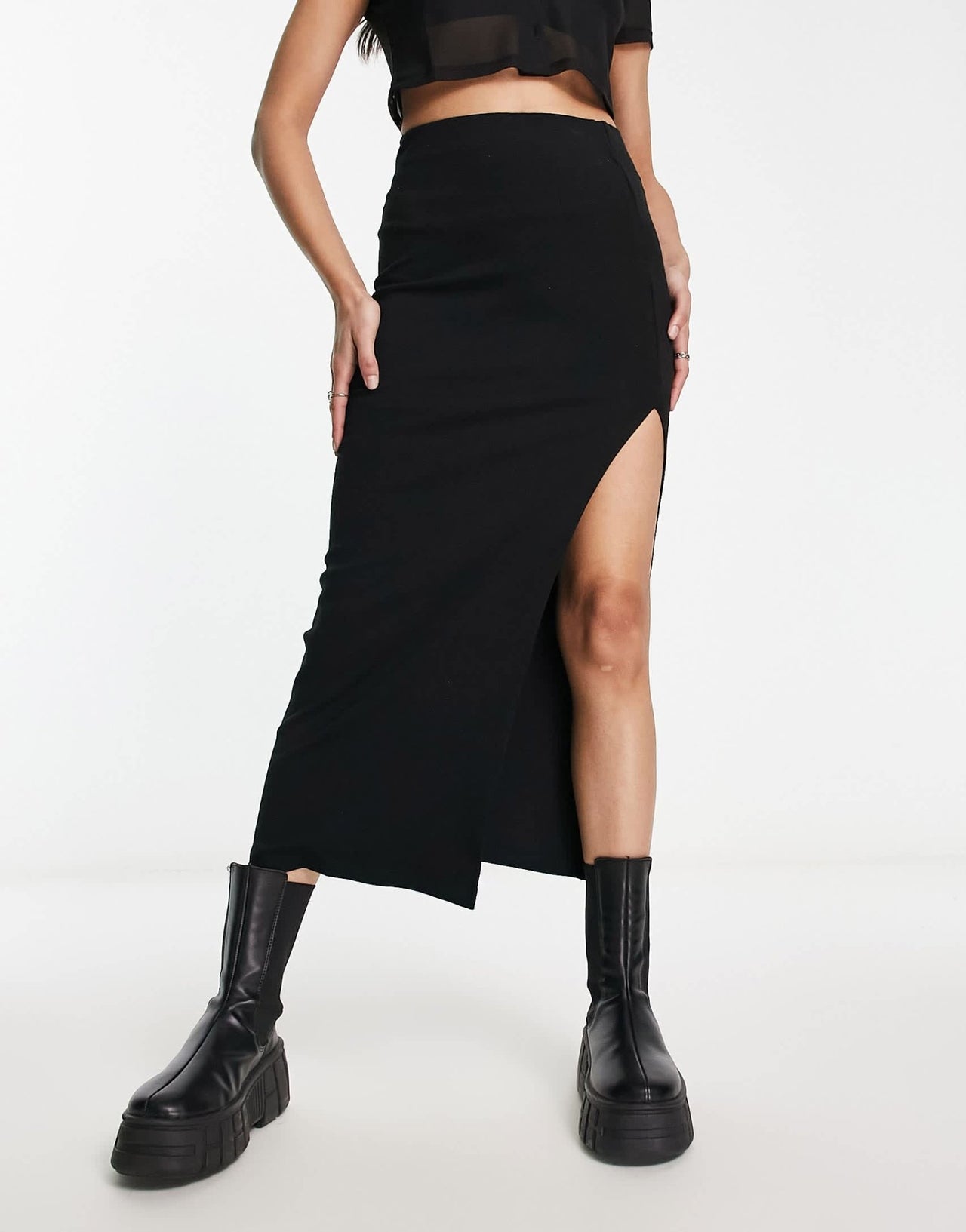 Bershka midi skirt with front slit in black - ASOS Sample Sale