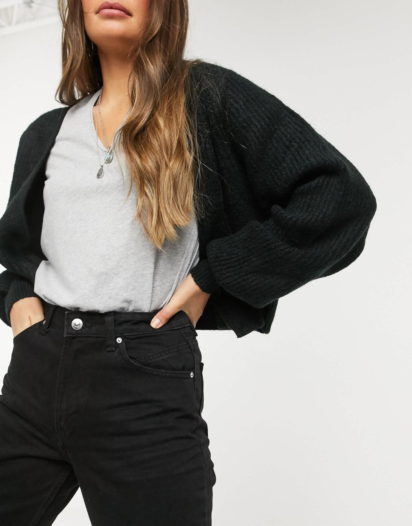 Bershka mom jean in black - ASOS Sample Sale