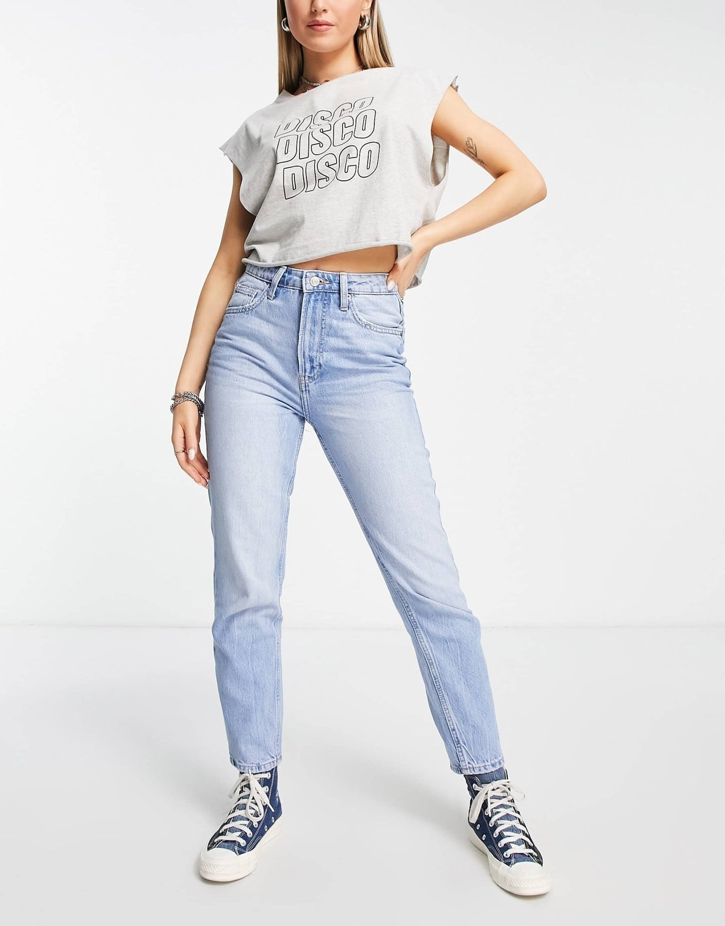 Bershka mom jeans in mid blue - ASOS Sample Sale