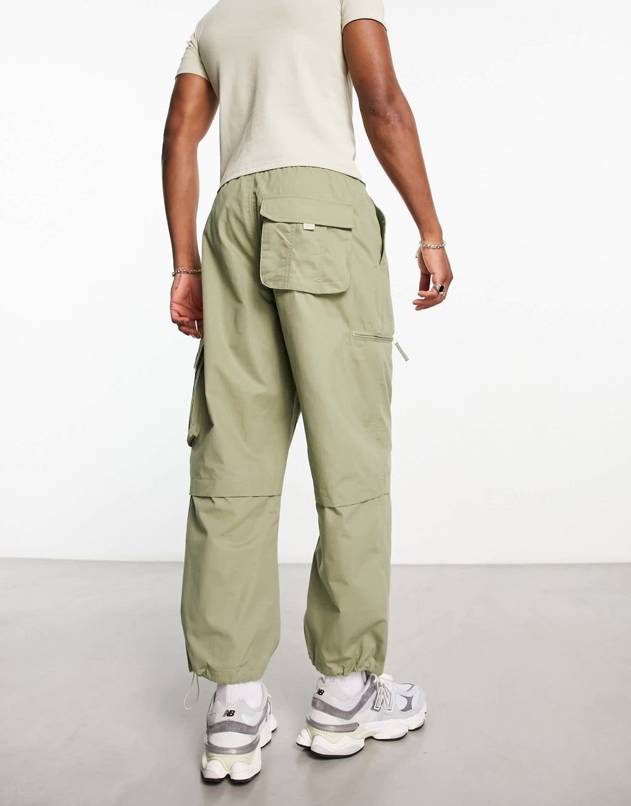 Bershka parachute pocket cargo trouser in khaki - ASOS Sample Sale
