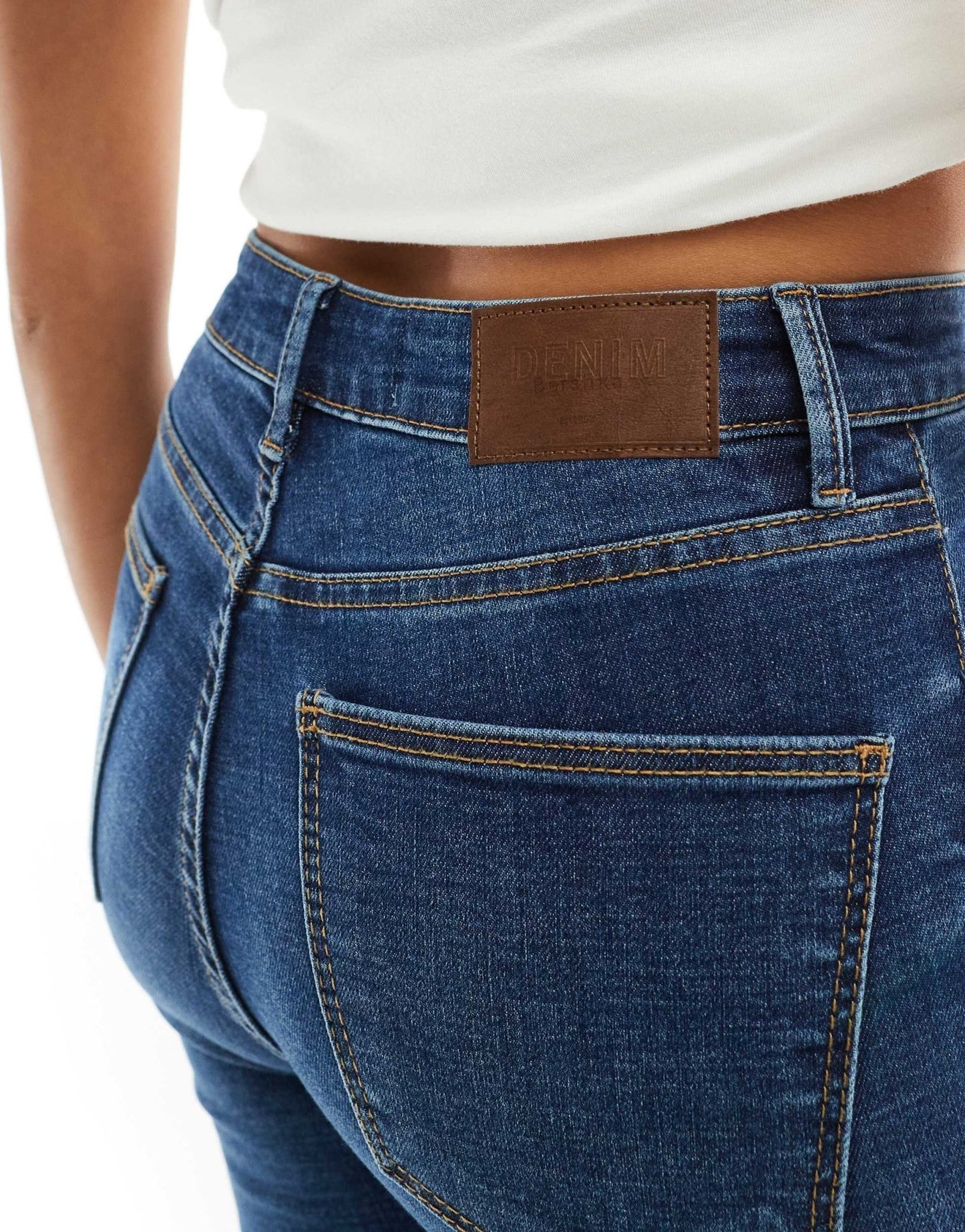 Bershka Petite high waist skinny jean in mid blue - ASOS Sample Sale