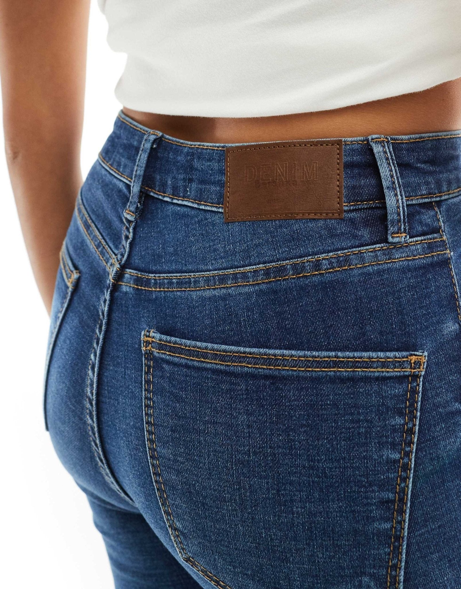Bershka Petite high waist skinny jean in mid blue - ASOS Sample Sale