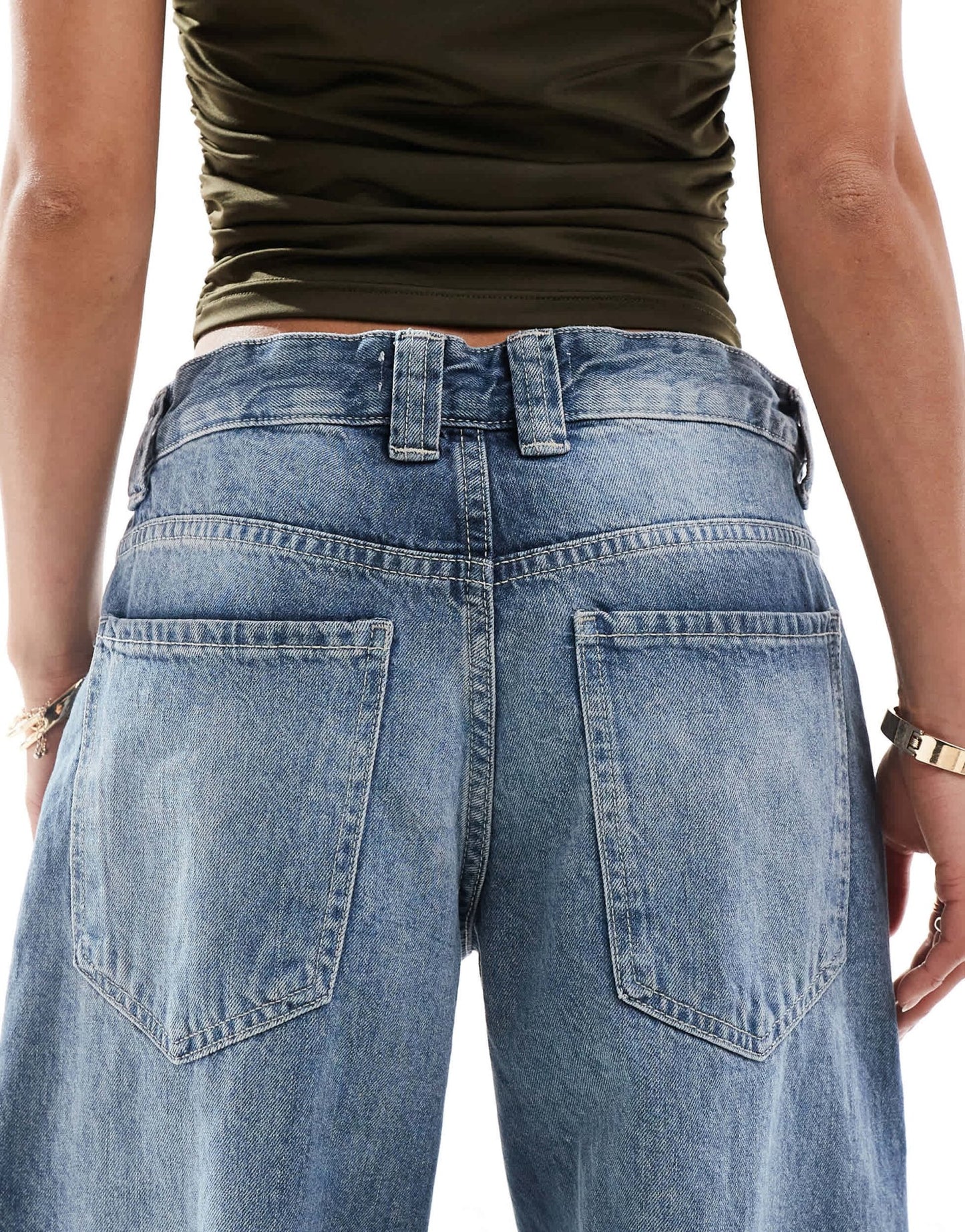 Bershka petite slouchy baggy jeans in indigo wash - ASOS Sample Sale