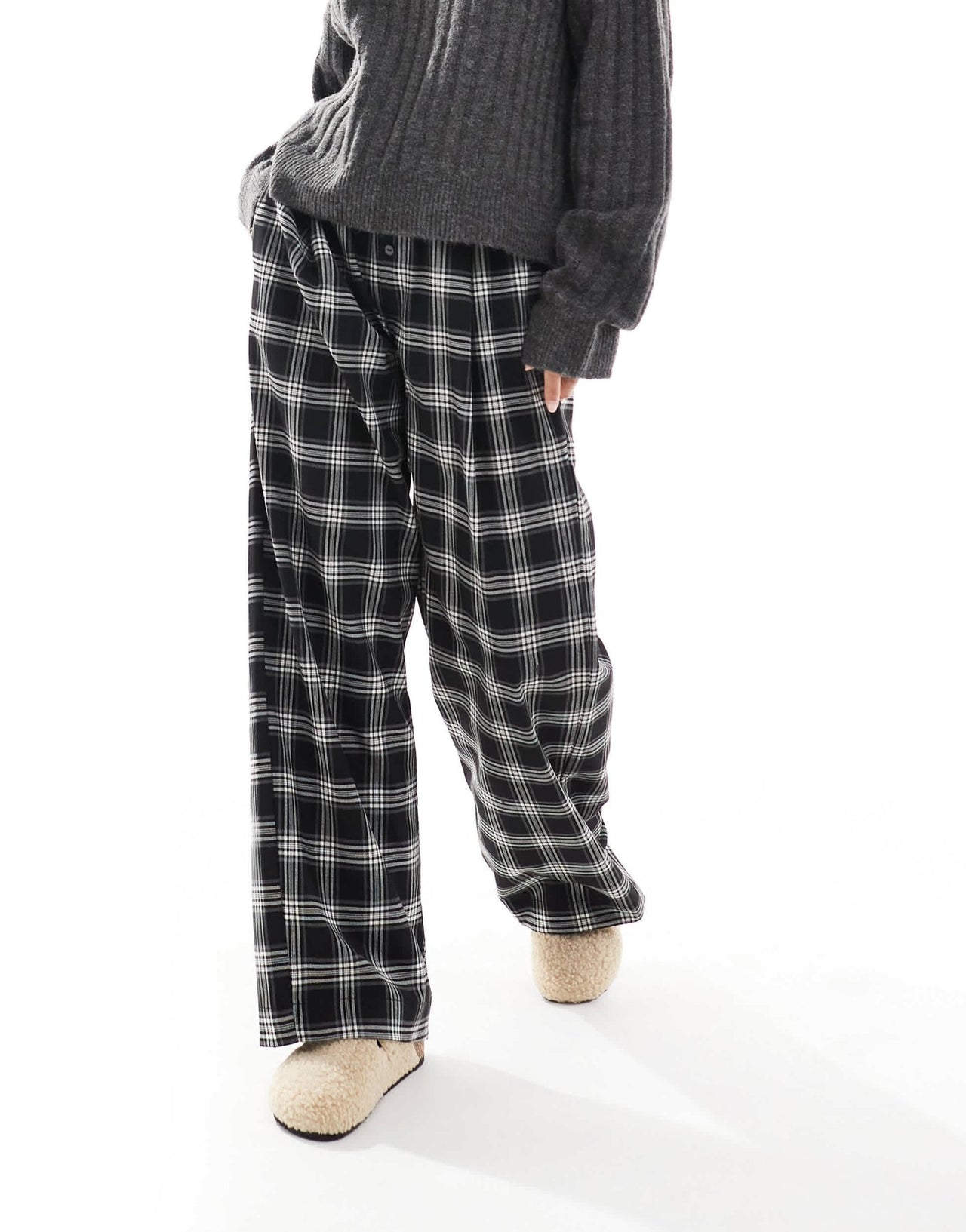 Bershka Petite tie waist wide leg trousers in black check - ASOS Sample Sale