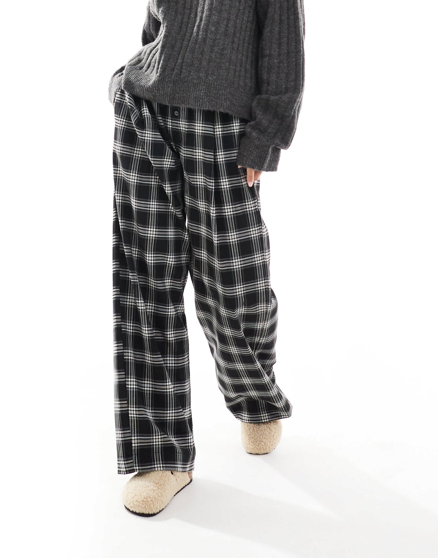 Bershka Petite tie waist wide leg trousers in black check - ASOS Sample Sale