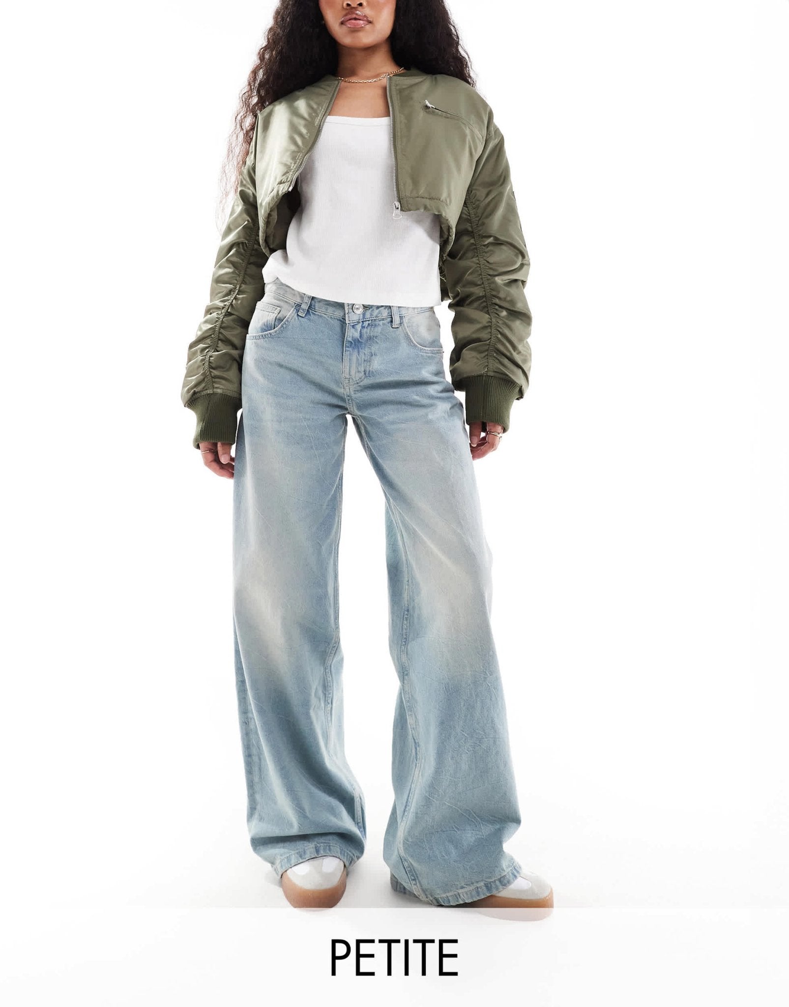 Bershka Petite wide leg baggy jeans in dirty mid blue wash - ASOS Sample Sale