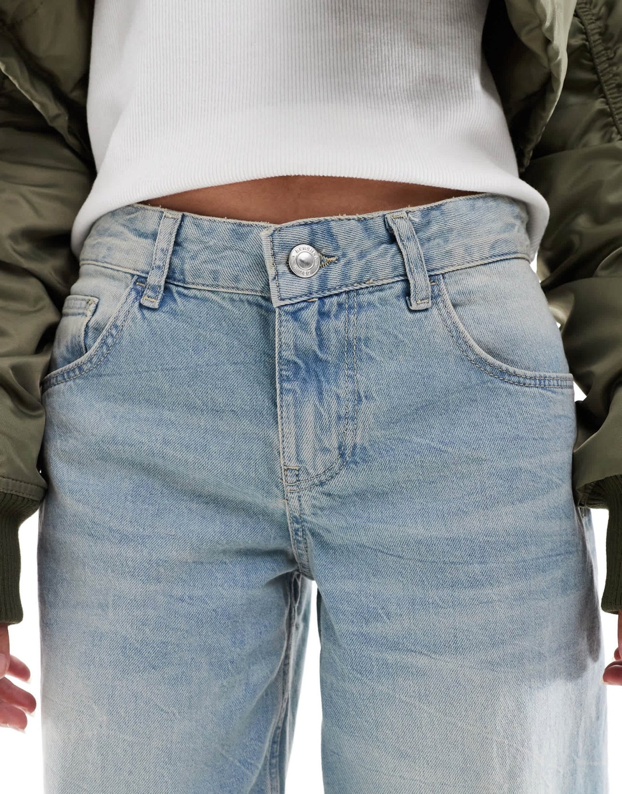 Bershka Petite wide leg baggy jeans in dirty mid blue wash - ASOS Sample Sale