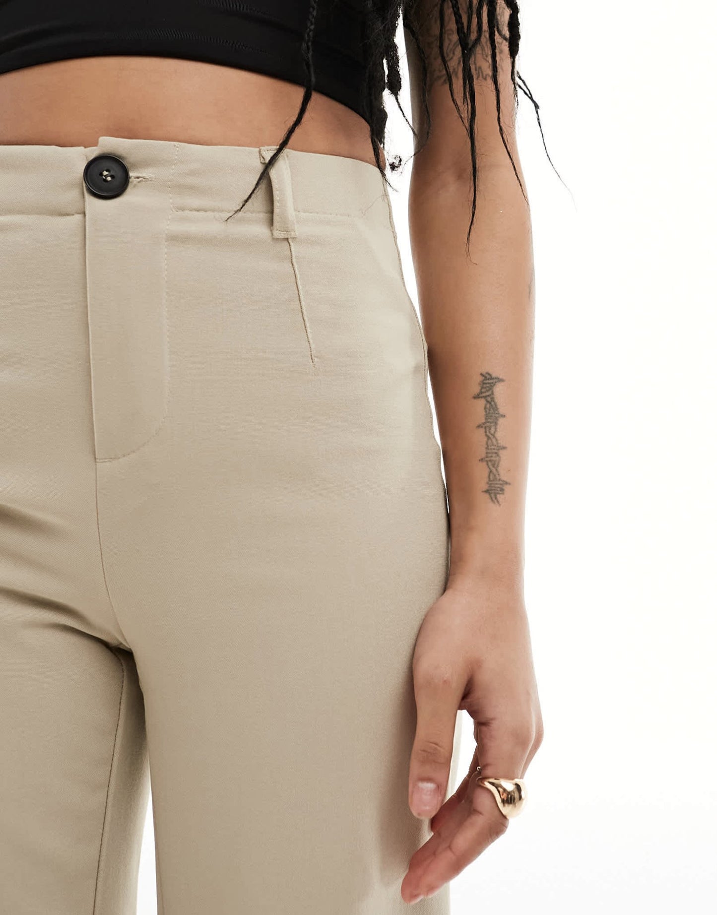Bershka Petite wide leg slouchy dad tailored trousers in camel - ASOS Sample Sale