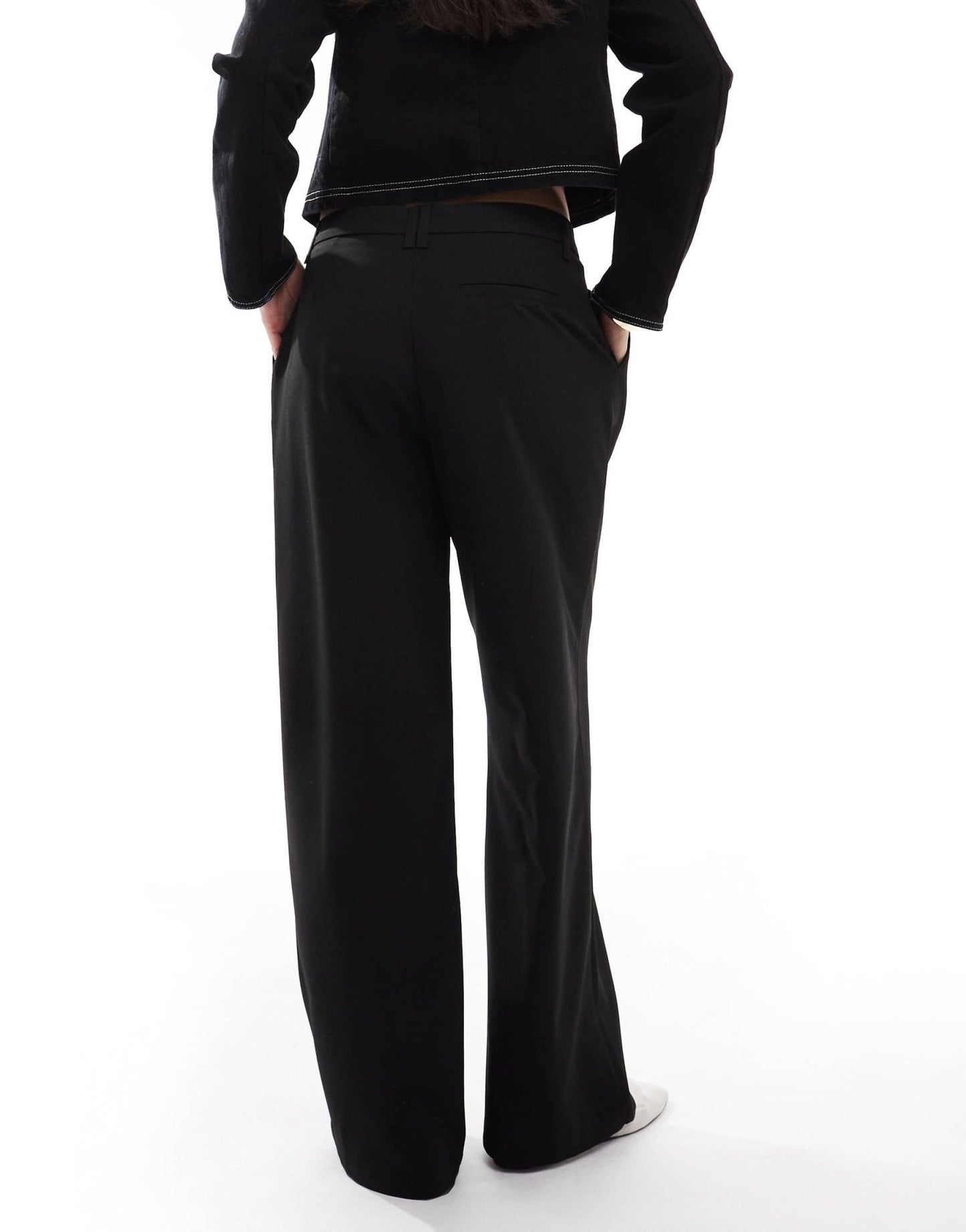 Bershka pleated front wide leg tailored trousers in black - ASOS Sample Sale