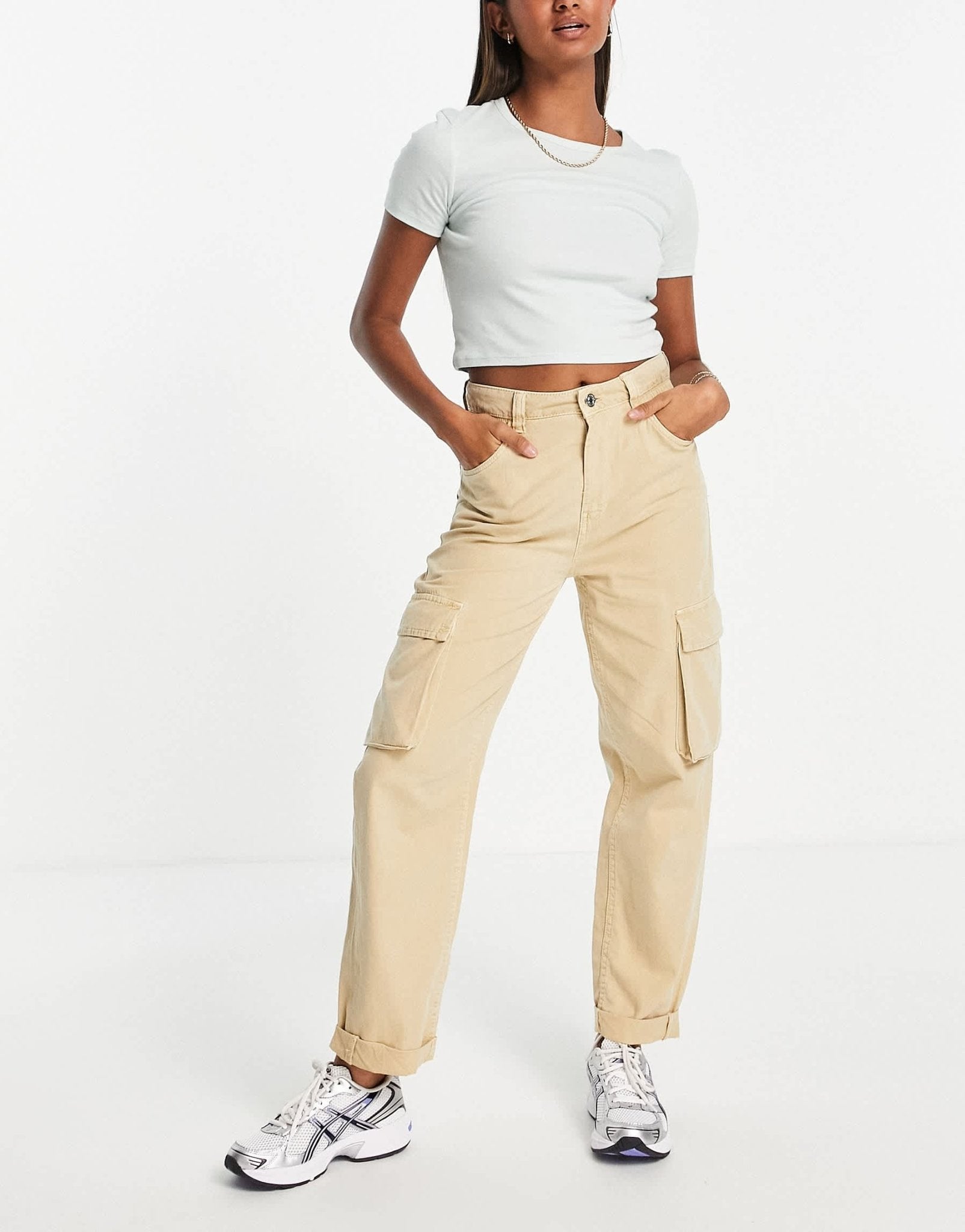 Bershka pocket detail slim leg cargo trouser in light beige - ASOS Sample Sale