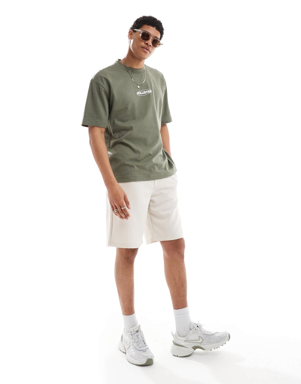 Bershka premium short in beige - ASOS Sample Sale