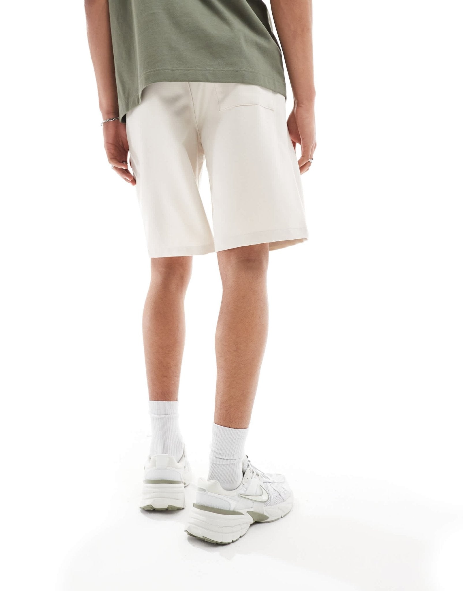 Bershka premium short in beige - ASOS Sample Sale