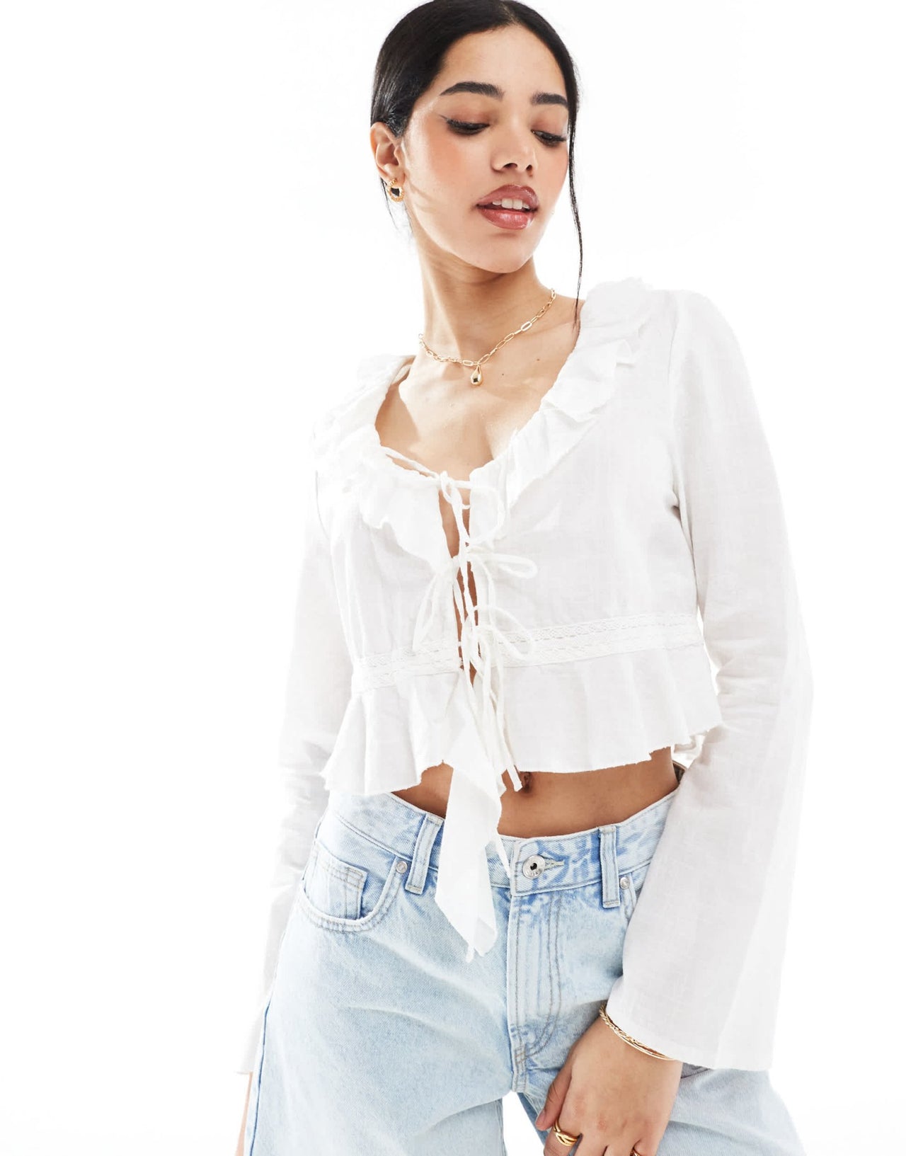 Bershka ruffle detail top in white - ASOS Sample Sale