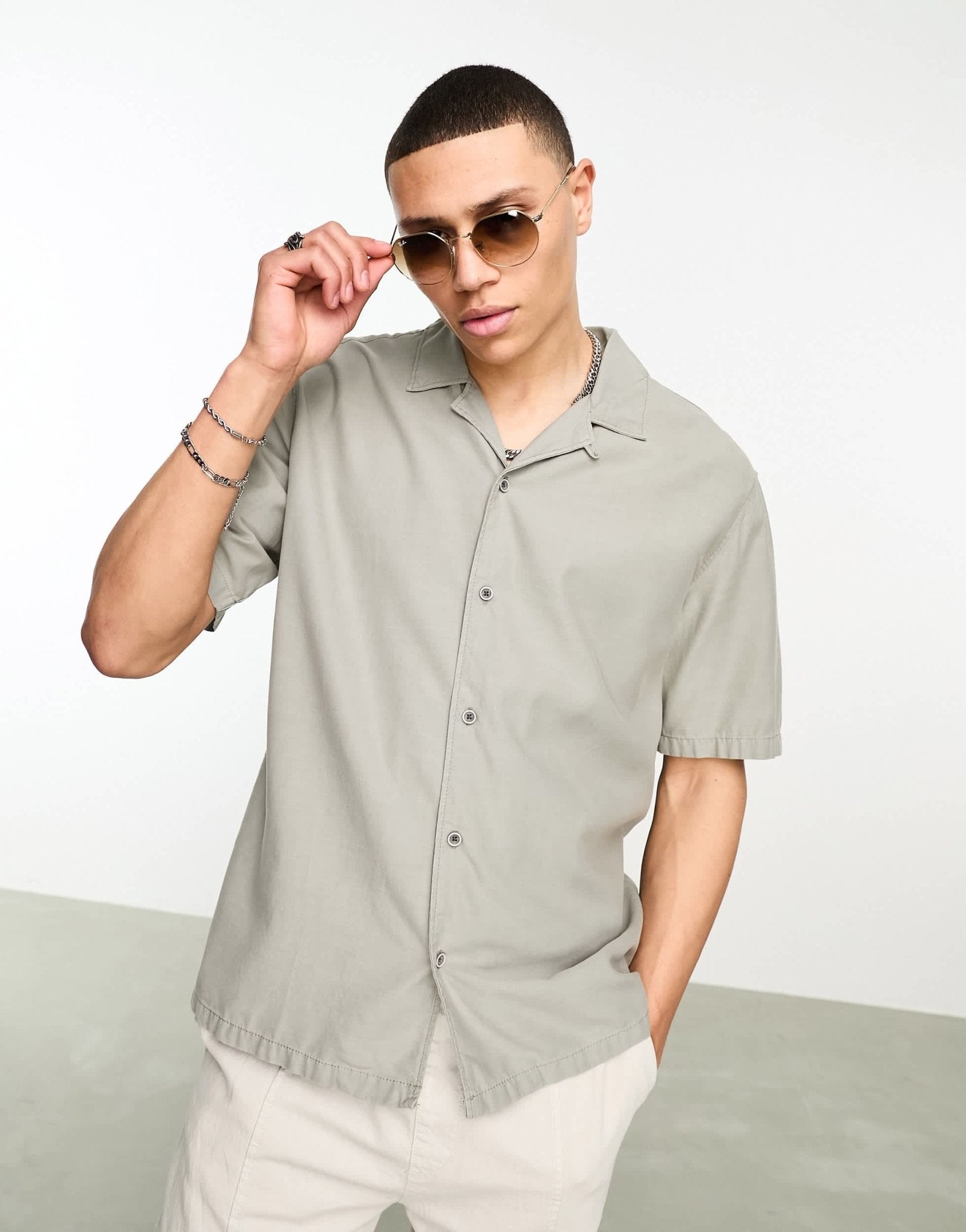 Bershka rustic relaxed shirt in sage - ASOS Sample Sale