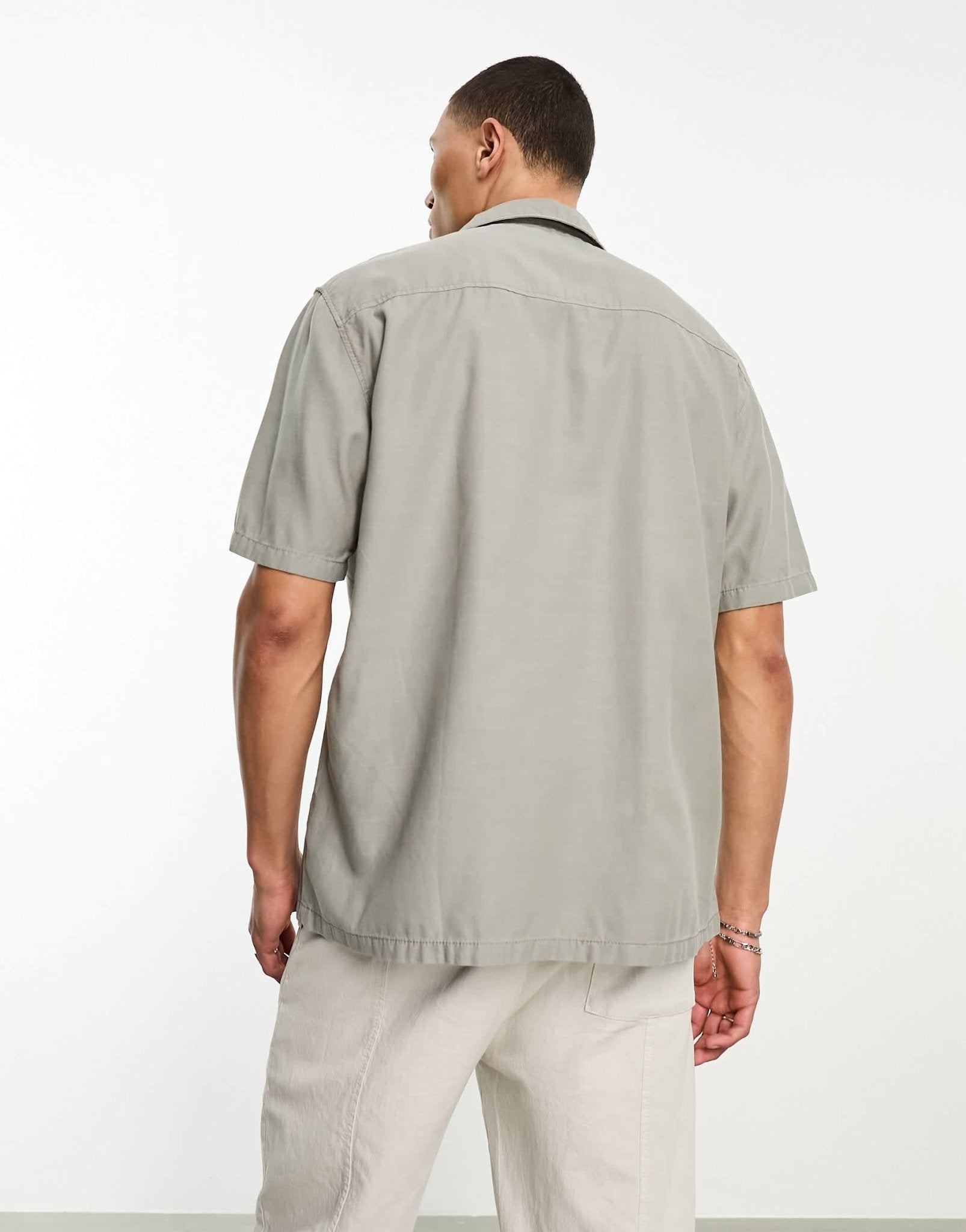 Bershka rustic relaxed shirt in sage - ASOS Sample Sale