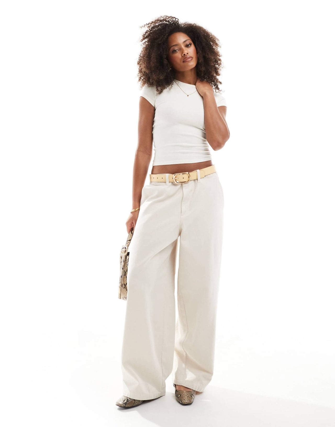 Bershka short sleeve baby tee in vanilla - ASOS Sample Sale