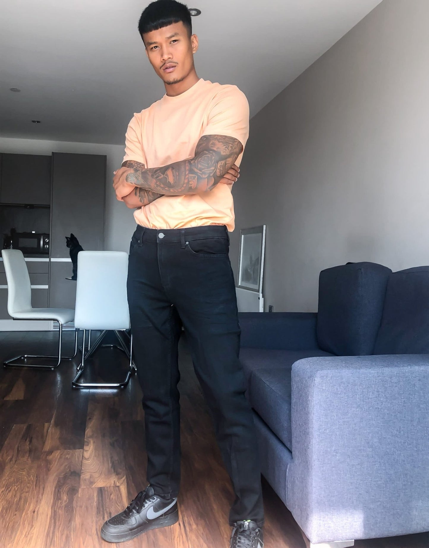 Bershka slim fit jeans in black - ASOS Sample Sale