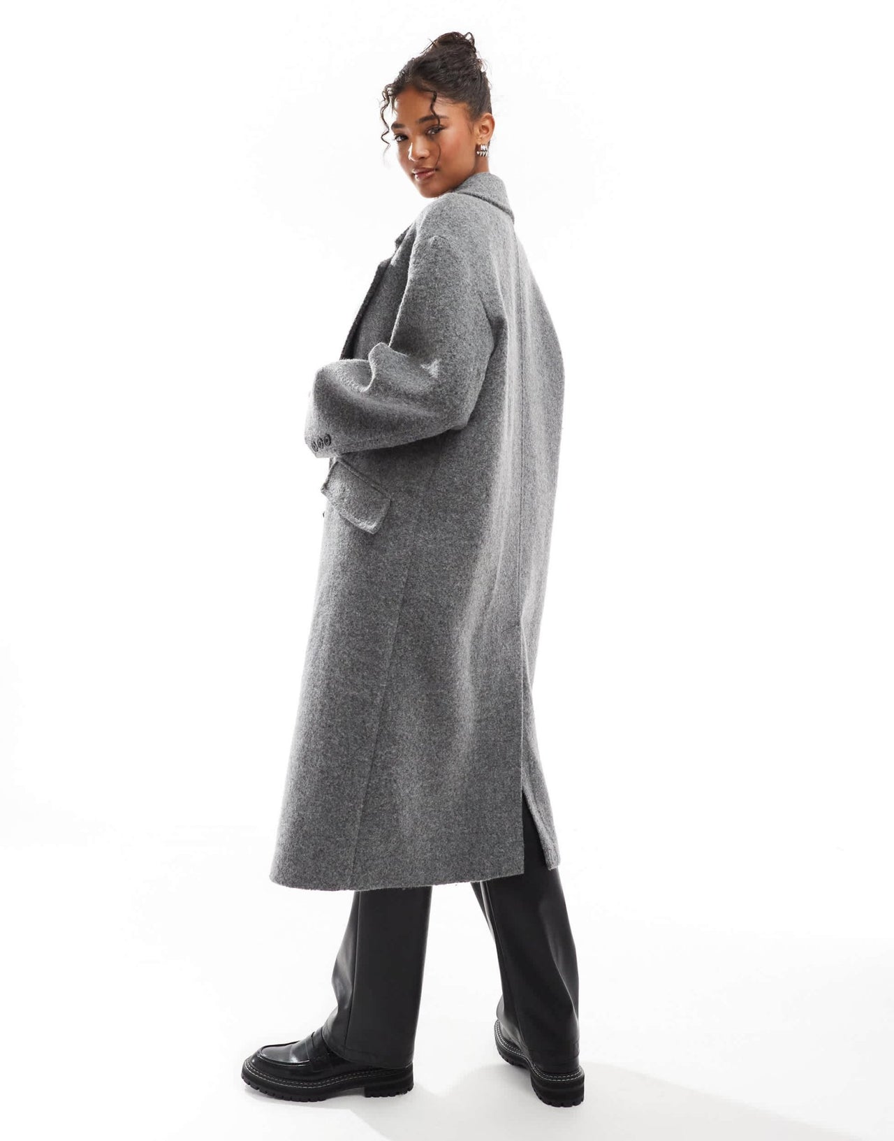 Bershka slouchy tailored coat in grey - ASOS Sample Sale