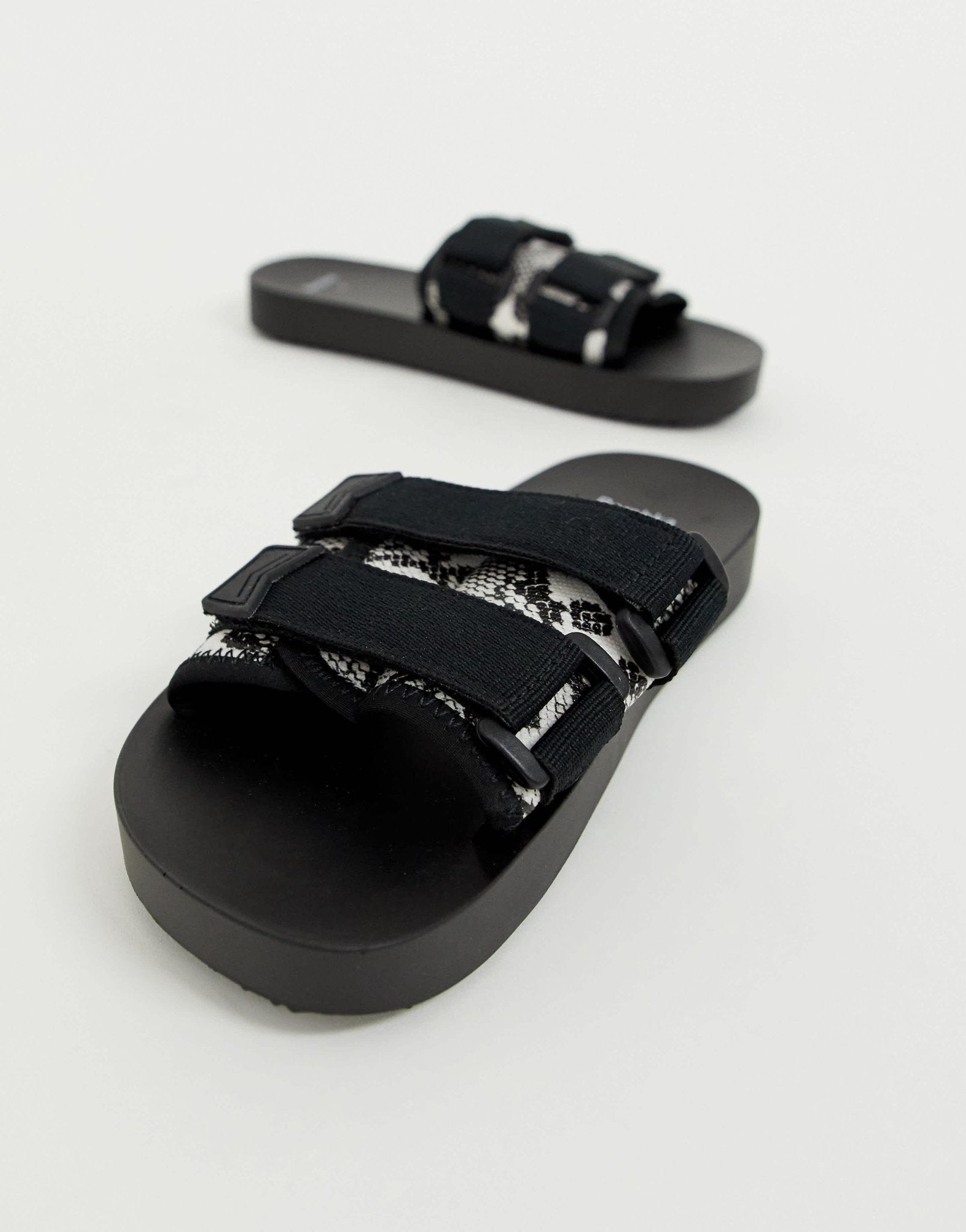Bershka snake print flat sandals with strap detailing in multi - ASOS Sample Sale