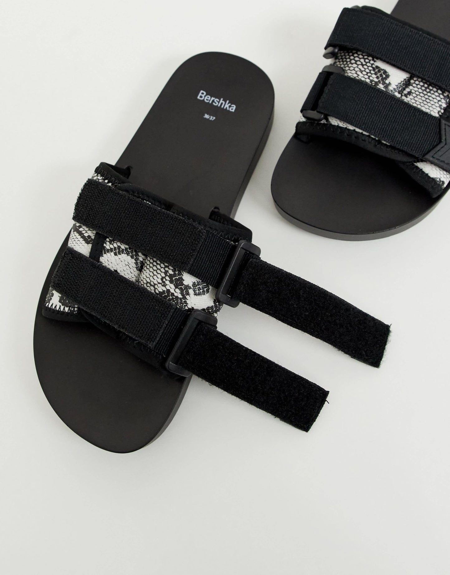 Bershka snake print flat sandals with strap detailing in multi - ASOS Sample Sale