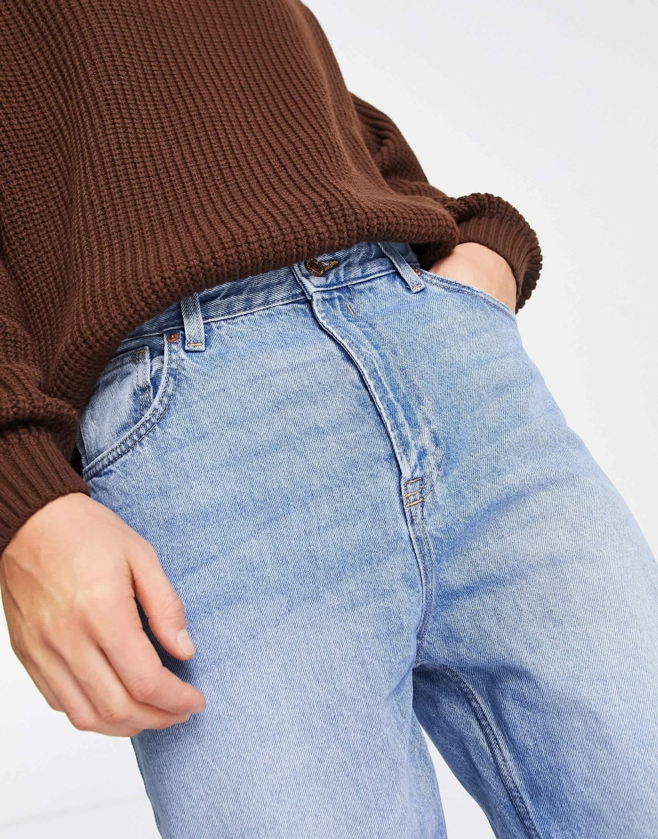 Bershka straight fit jeans in blue - ASOS Sample Sale