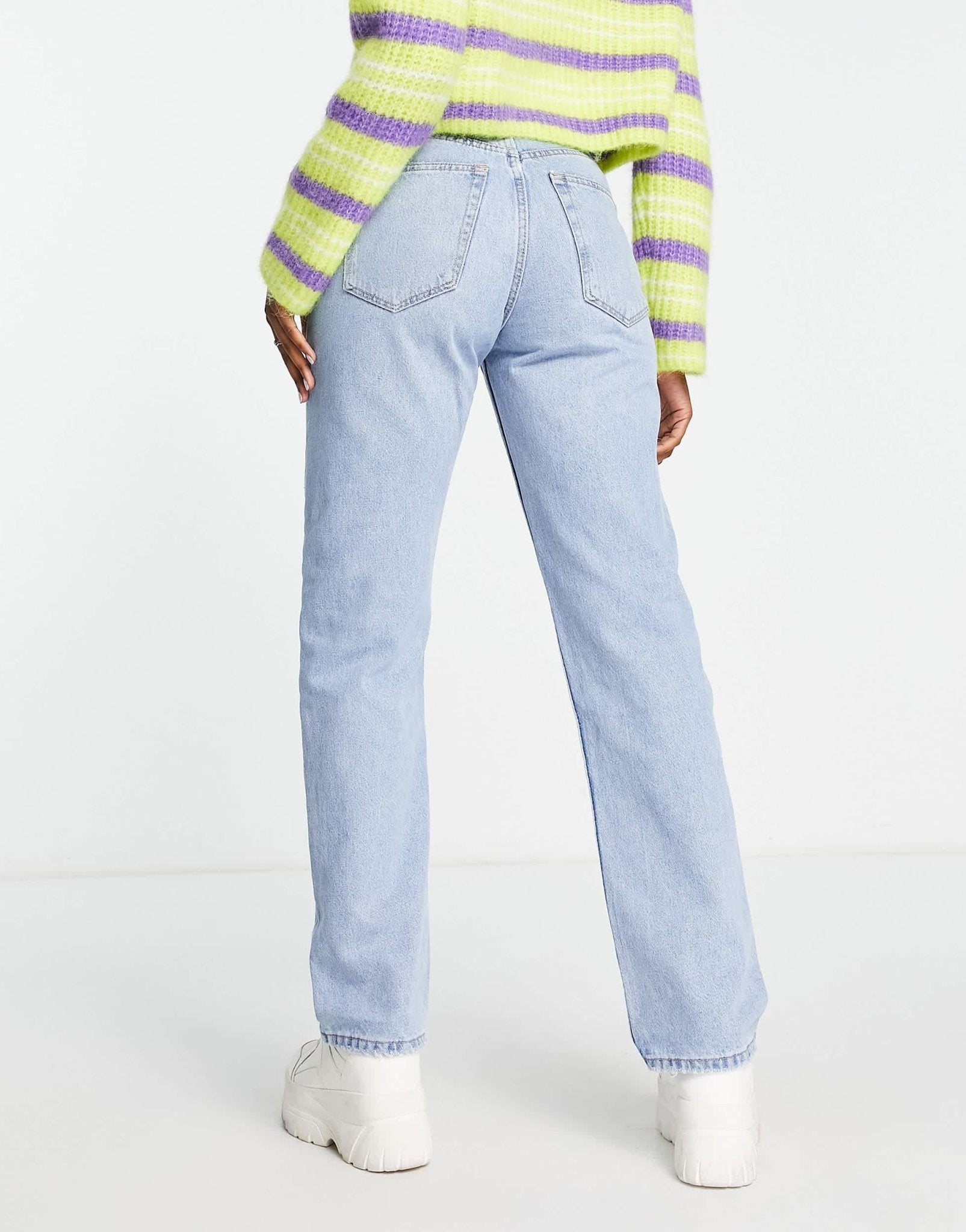 Bershka straight leg jean in light blue - ASOS Sample Sale
