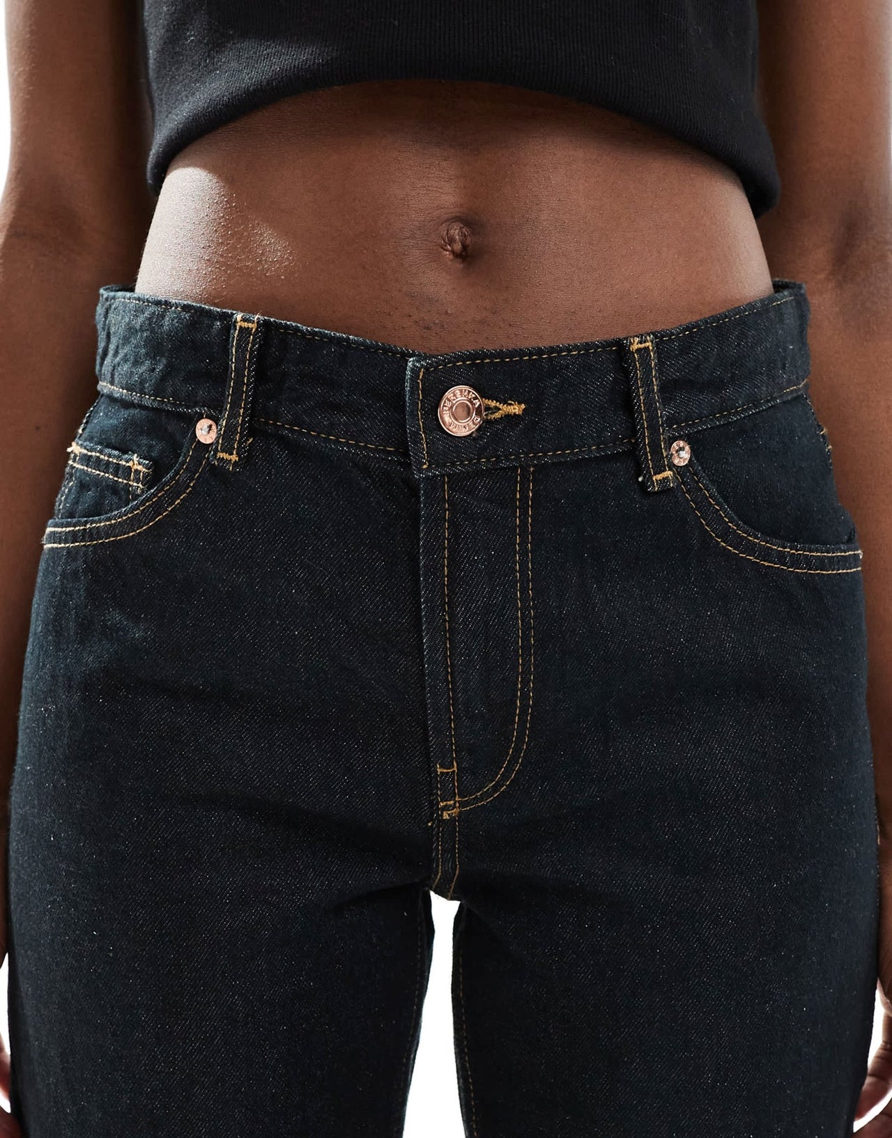 Bershka straight leg jeans in dark indigo - ASOS Sample Sale