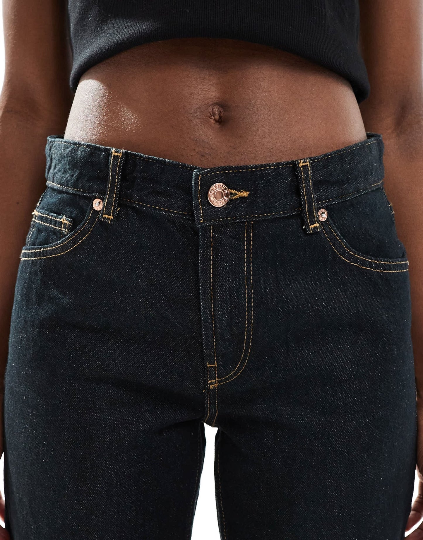 Bershka straight leg jeans in dark indigo - ASOS Sample Sale