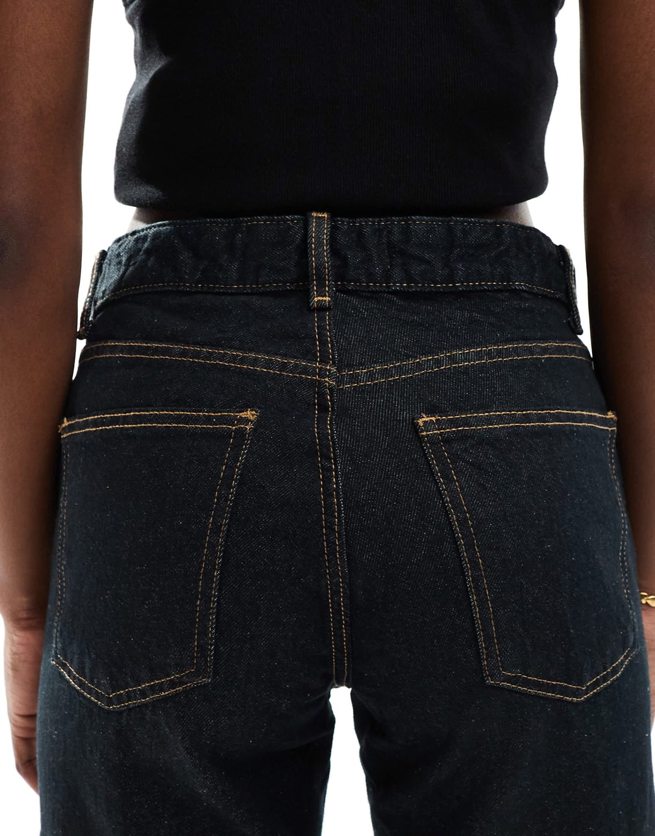 Bershka straight leg jeans in dark indigo - ASOS Sample Sale