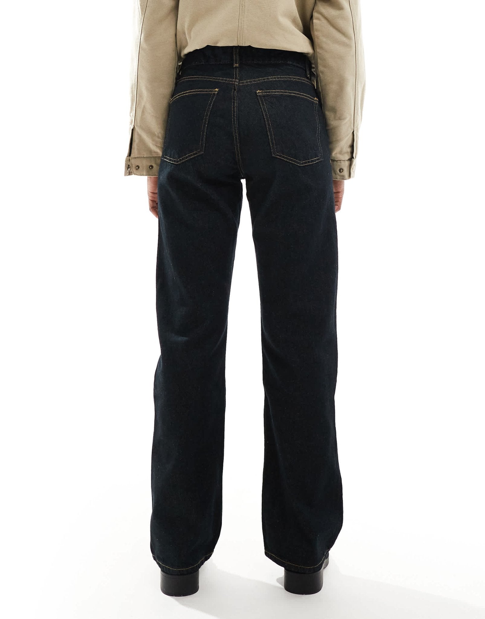 Bershka straight leg jeans in dark indigo - ASOS Sample Sale