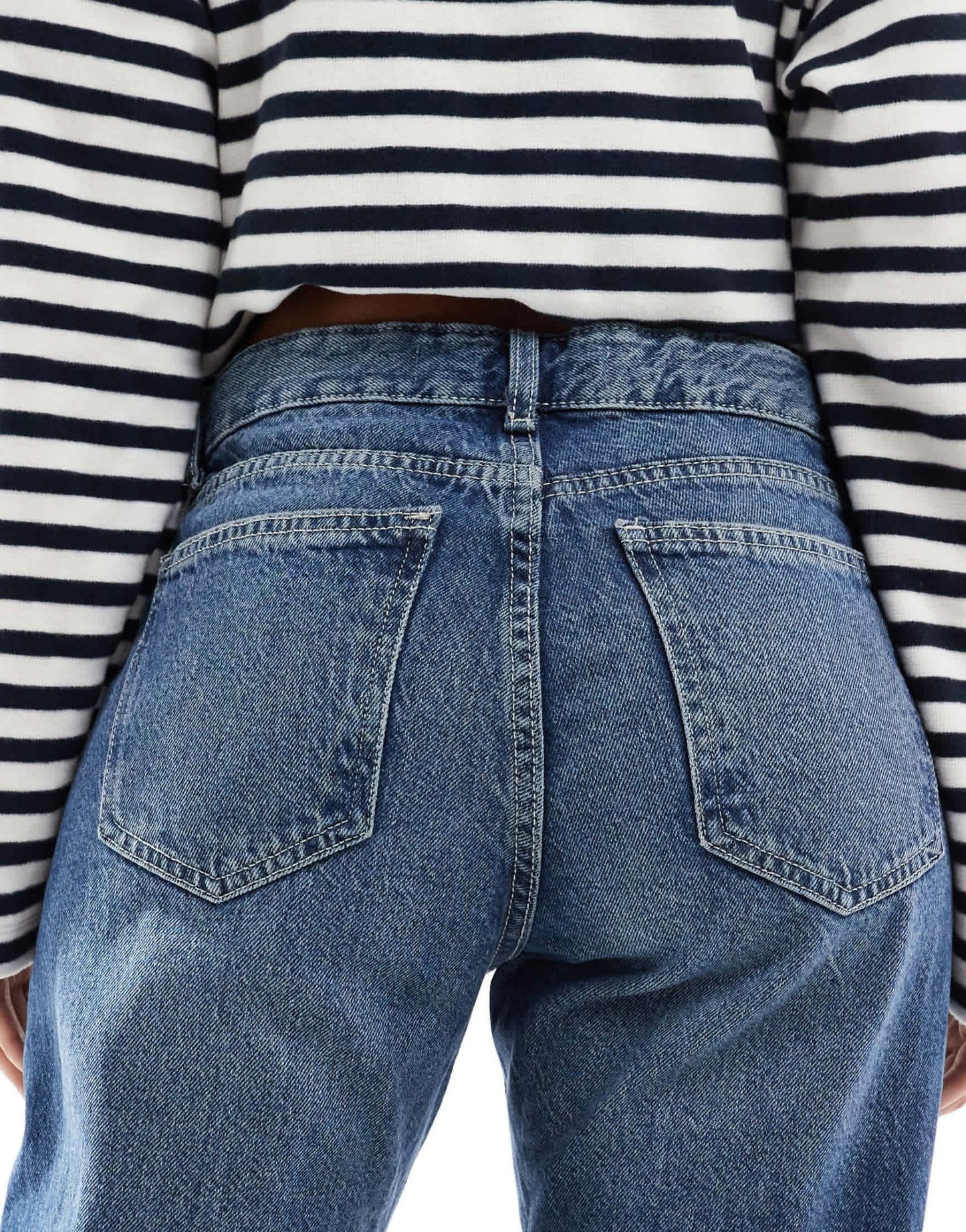 Bershka straight leg jeans in dark wash - ASOS Sample Sale