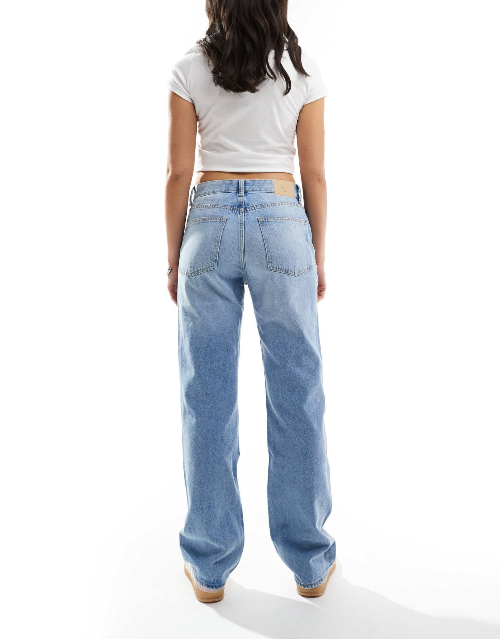 Bershka straight leg jeans in mid wash - ASOS Sample Sale