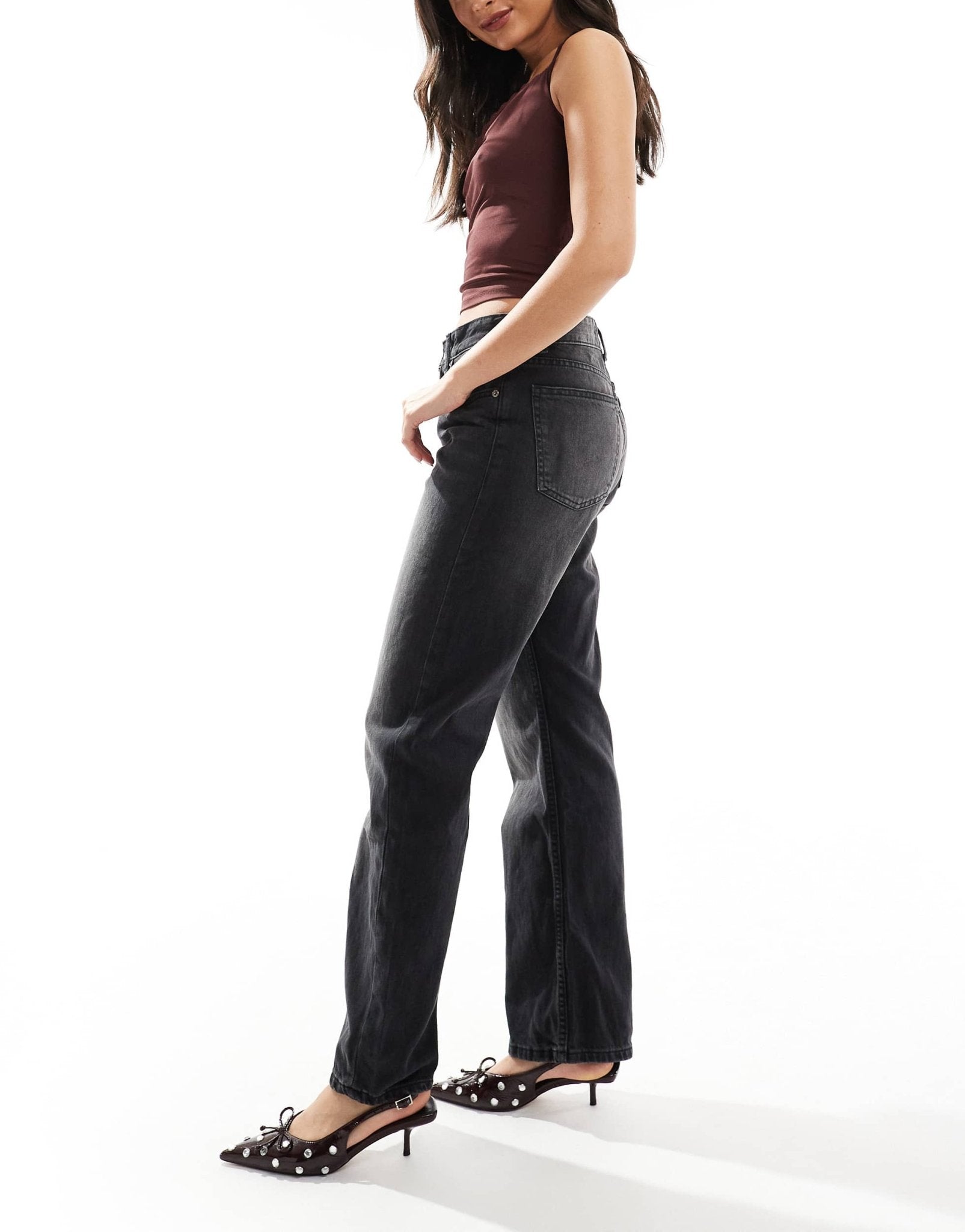 Bershka straight leg jeans in washed black - ASOS Sample Sale