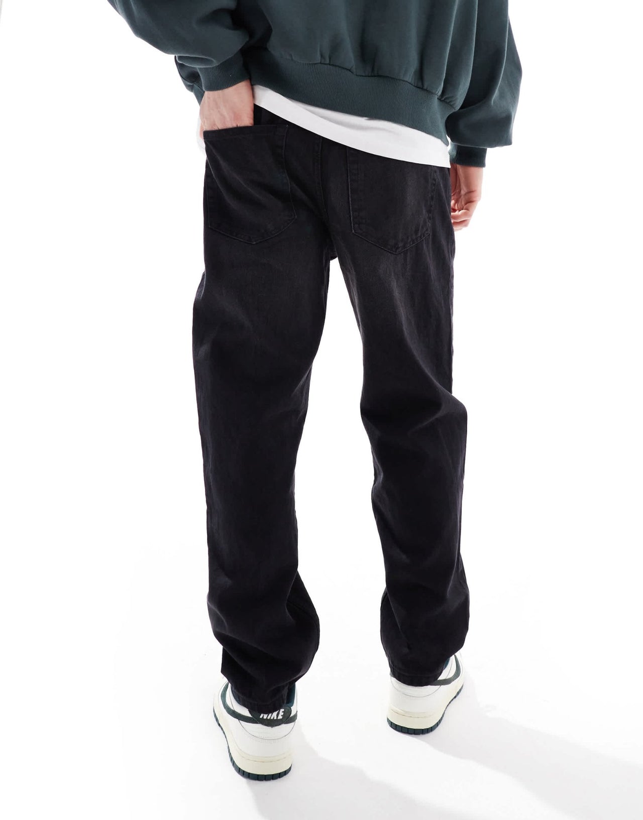 Bershka straight vintage jeans in black - ASOS Sample Sale
