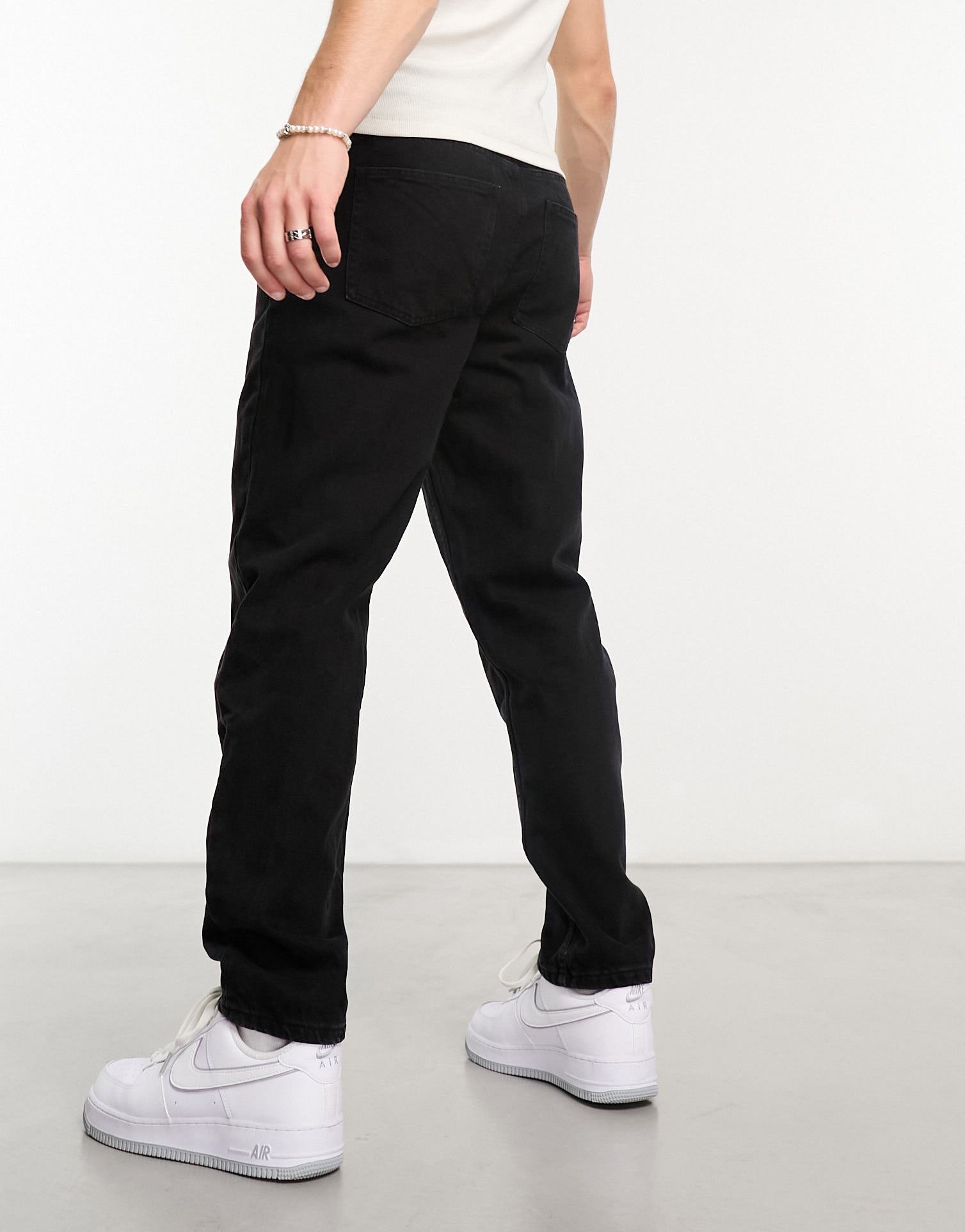 Bershka straight vintage jeans in black - ASOS Sample Sale