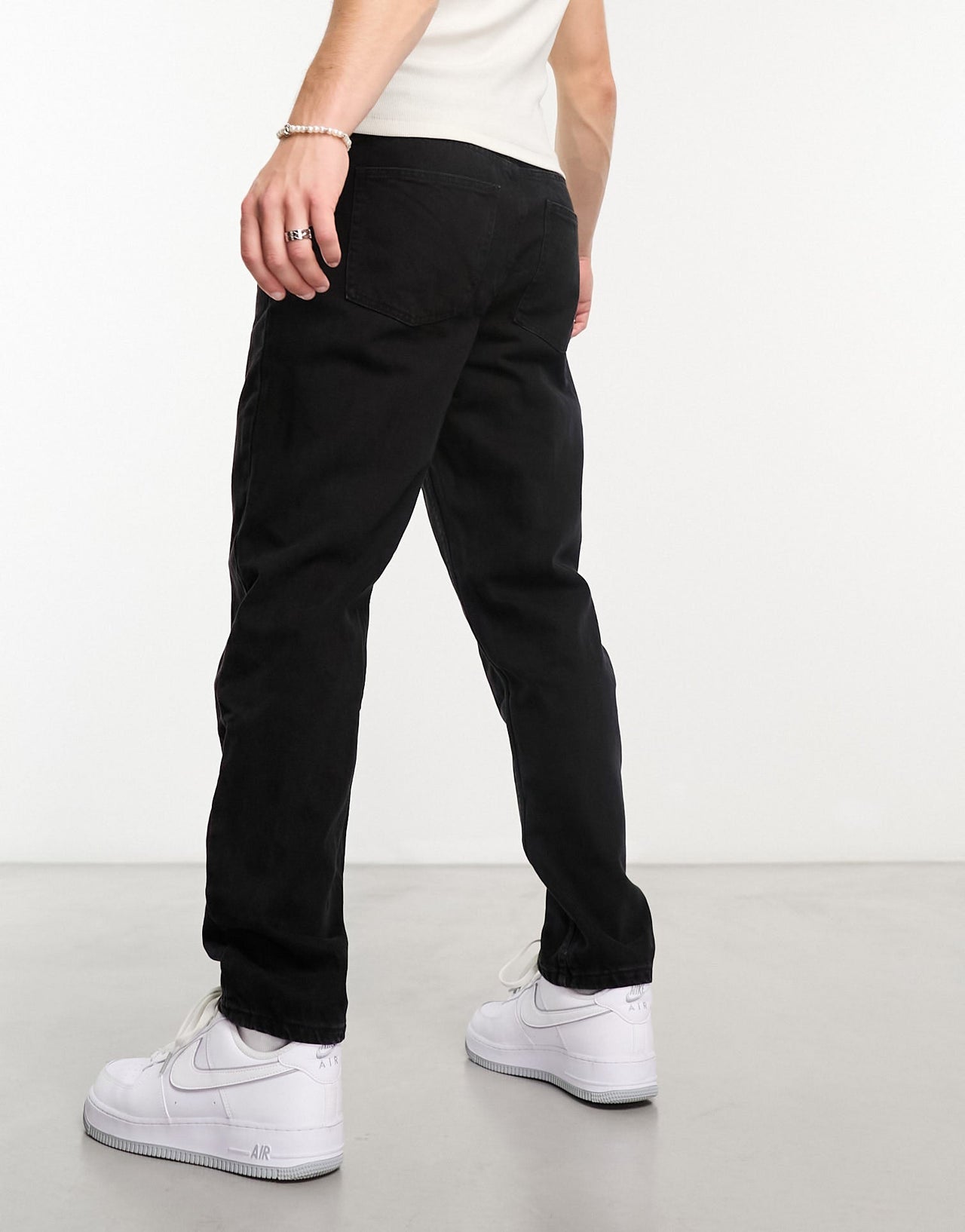 Bershka straight vintage jeans in black - ASOS Sample Sale