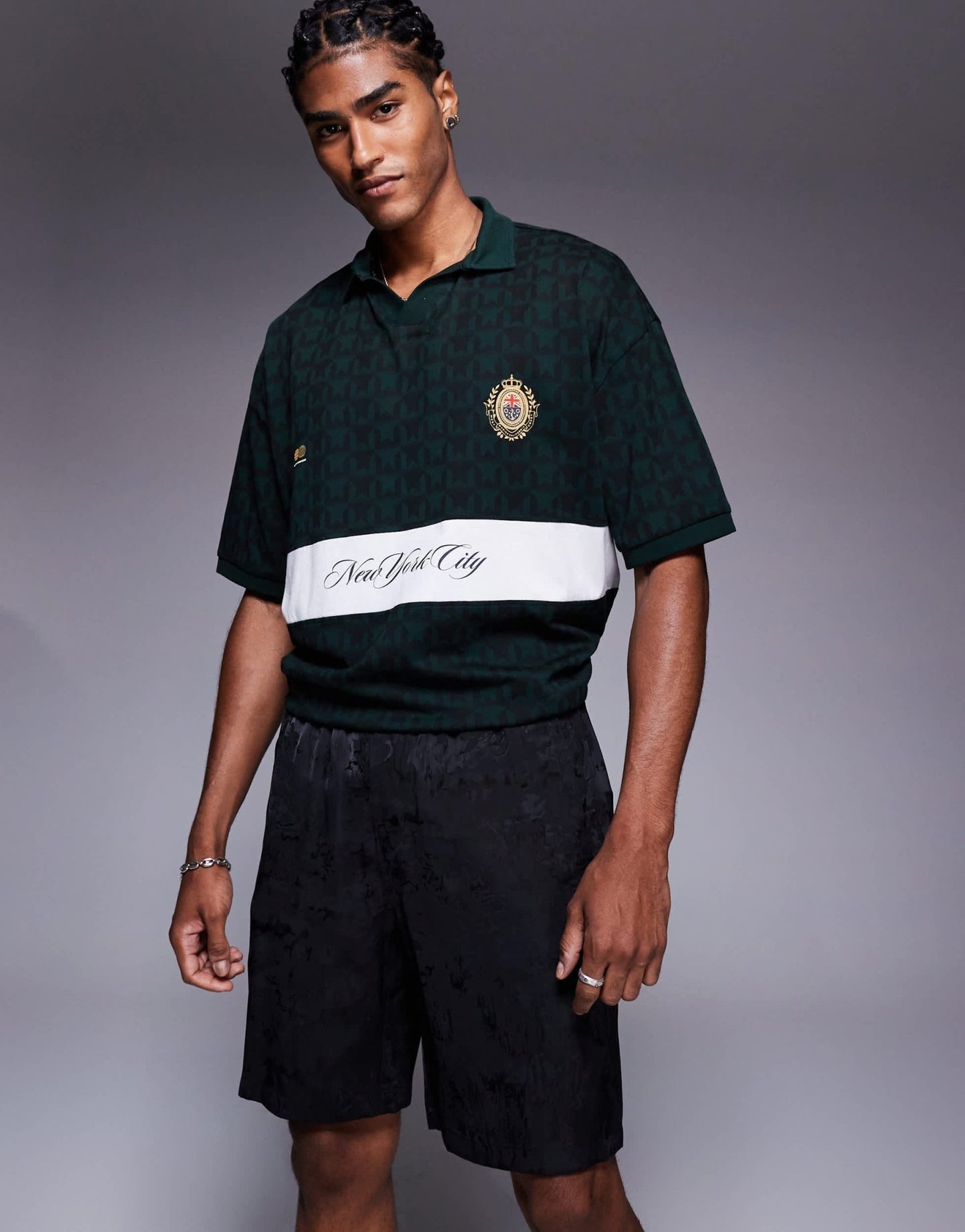 Bershka textured light weight short in black - ASOS Sample Sale