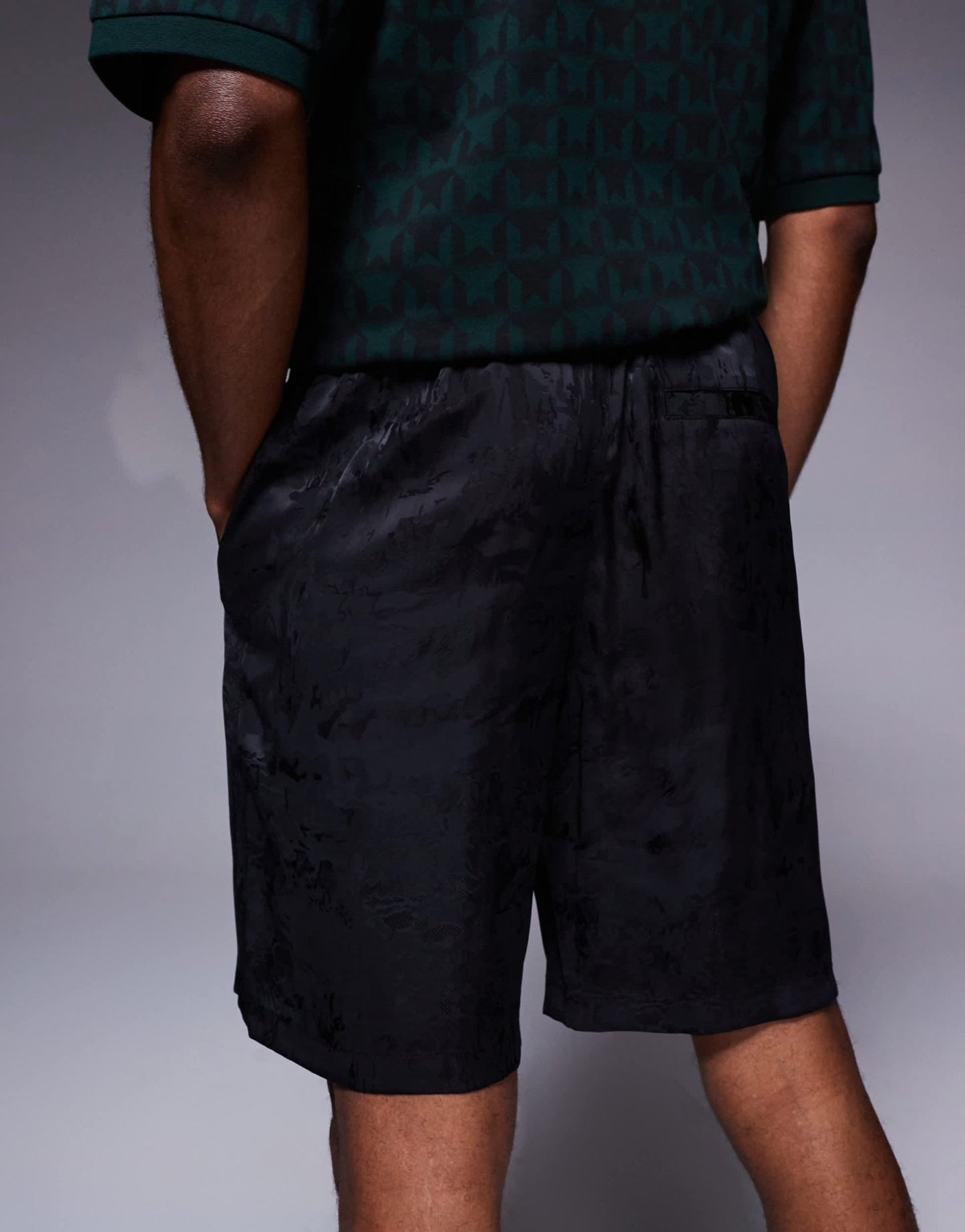 Bershka textured light weight short in black - ASOS Sample Sale