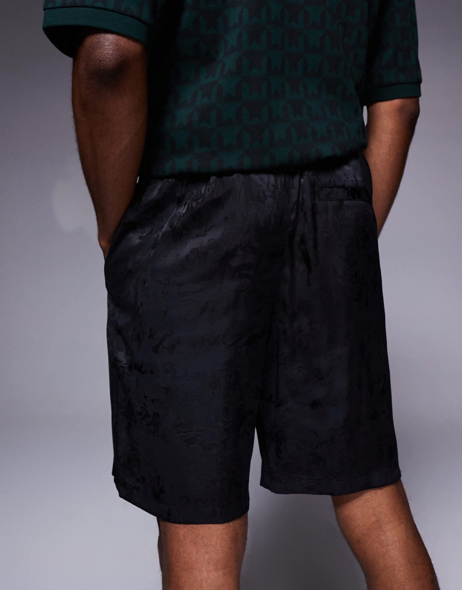 Bershka textured light weight short in black - ASOS Sample Sale