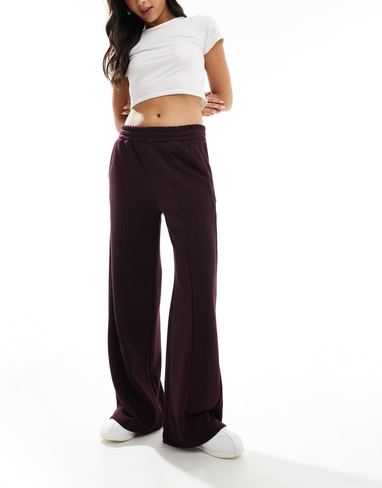 Bershka wide leg joggers in burgundy - ASOS Sample Sale