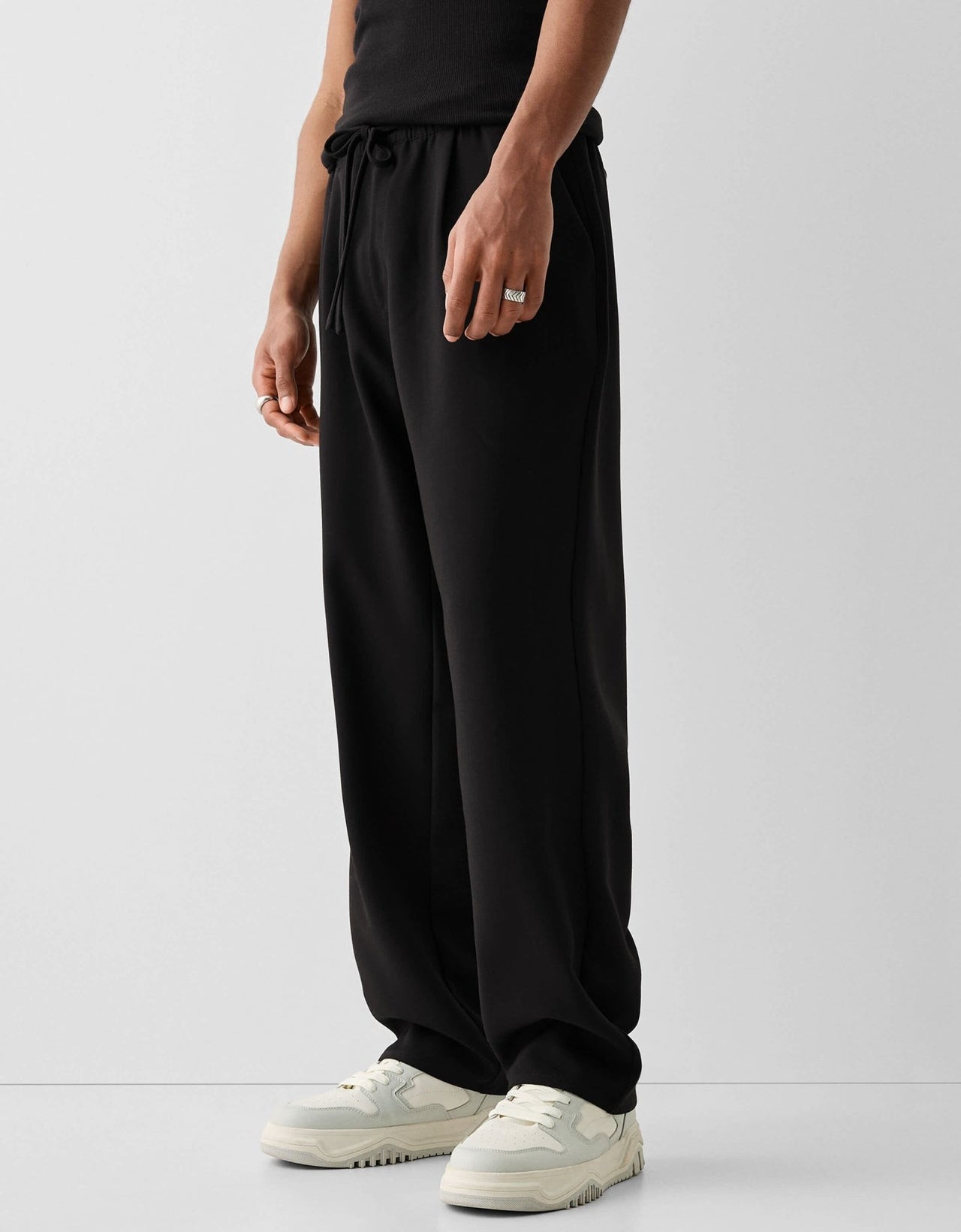 Bershka wide leg tailored trouser in black - ASOS Sample Sale