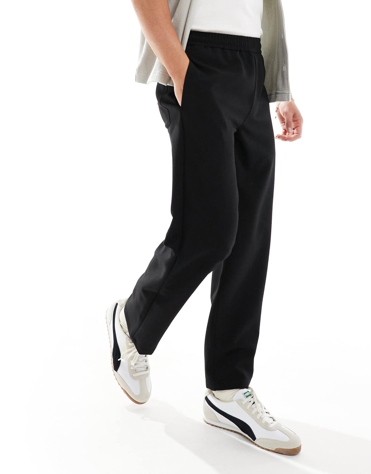 Bershka wide leg tailored trouser in black - ASOS Sample Sale