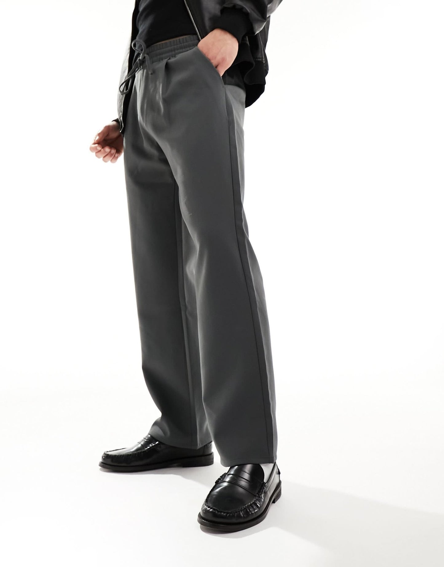 Bershka wide leg tailored trouser in grey - ASOS Sample Sale