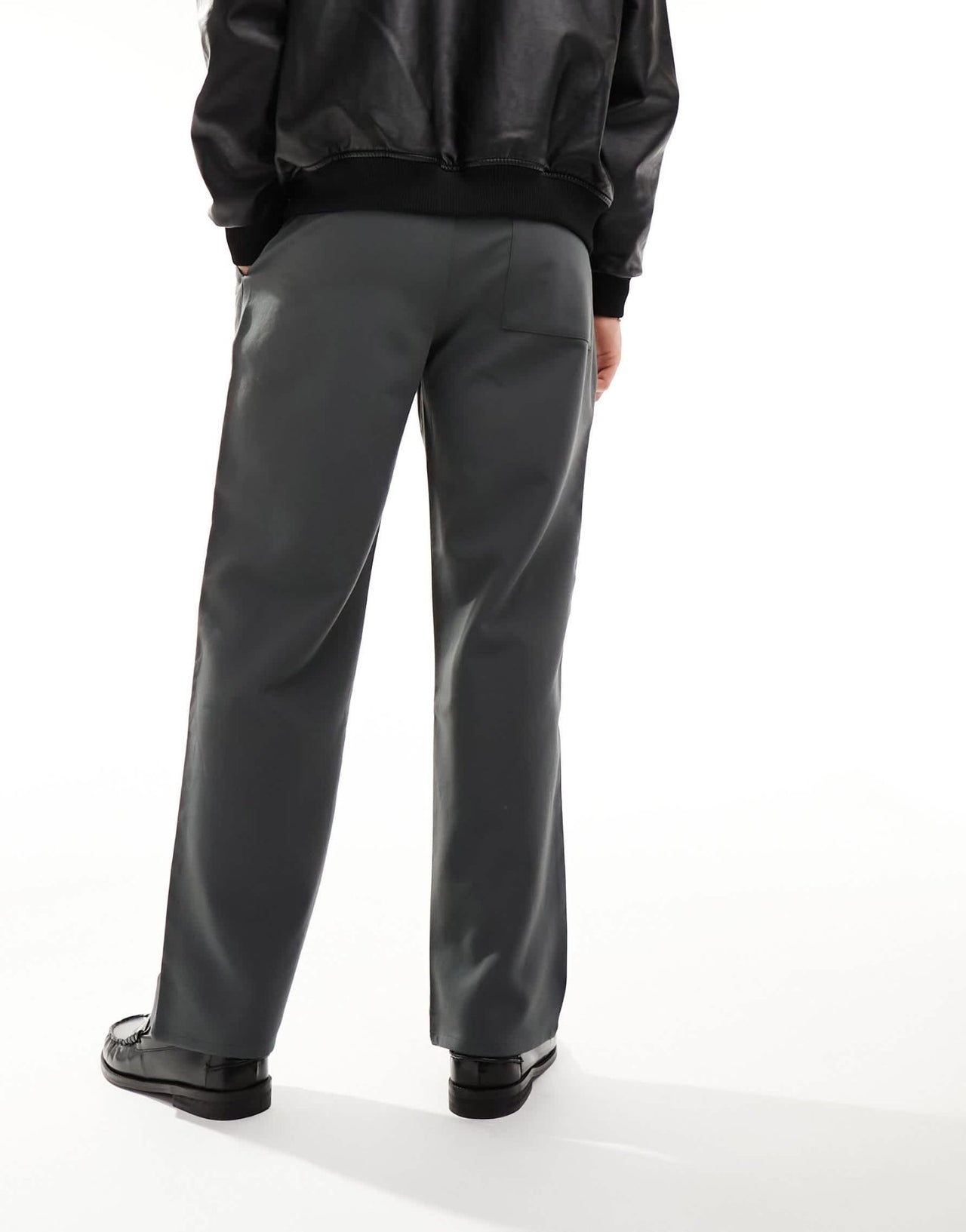Bershka wide leg tailored trouser in grey - ASOS Sample Sale