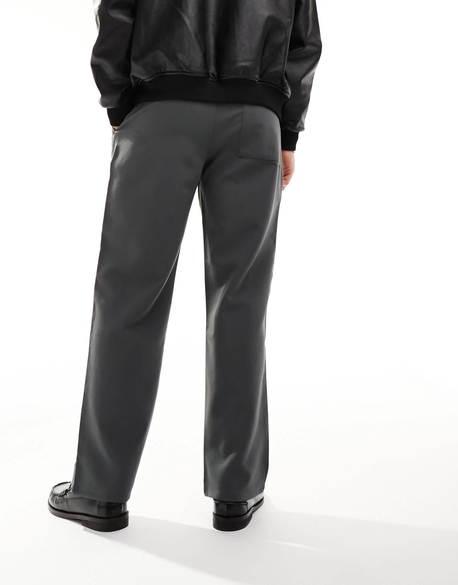 Bershka wide leg tailored trouser in grey - ASOS Sample Sale