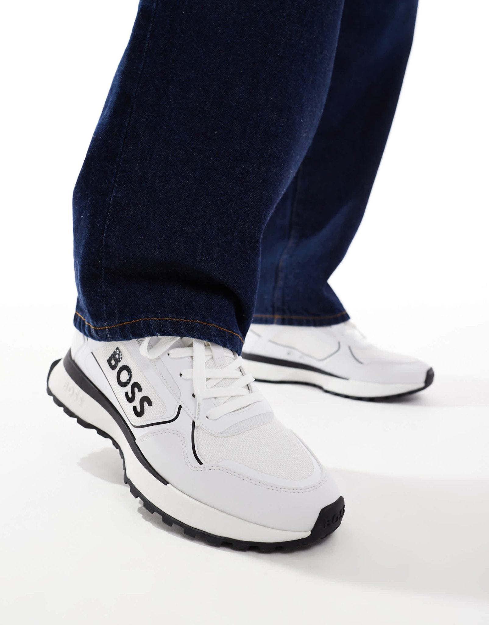 BOSS jonah runner trainers in white and black - ASOS Sample Sale