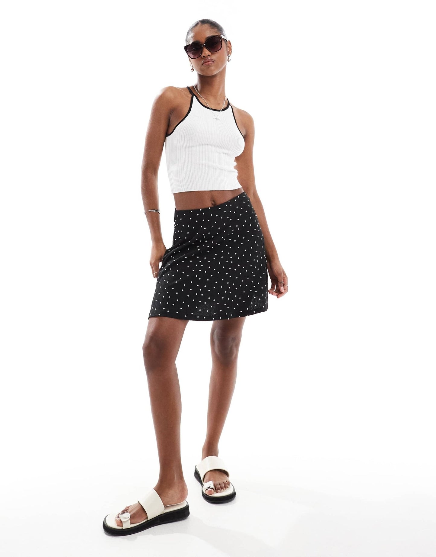Brave Soul knitted cropped vest in white with black tipping - ASOS Sample Sale