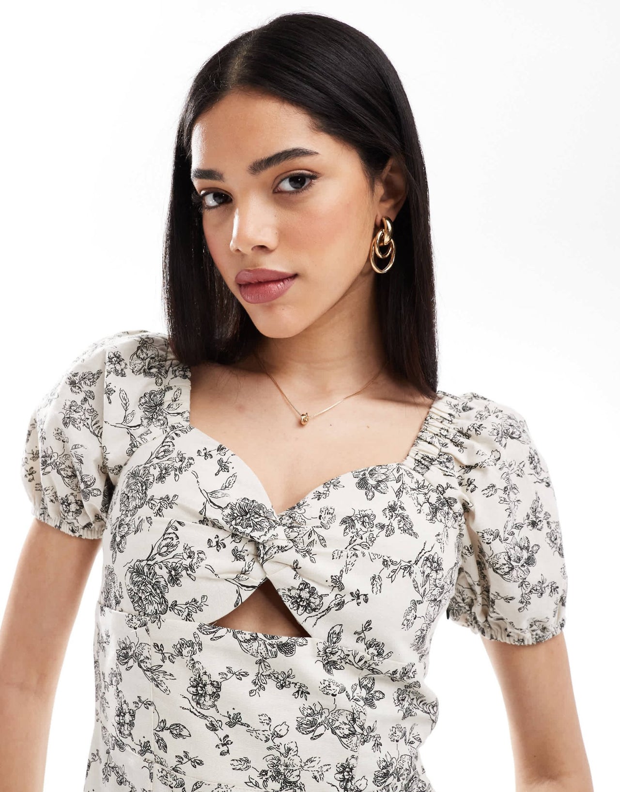Brave Soul milkmaid puff sleeve mini dress with linen in white floral print - ASOS Sample Sale