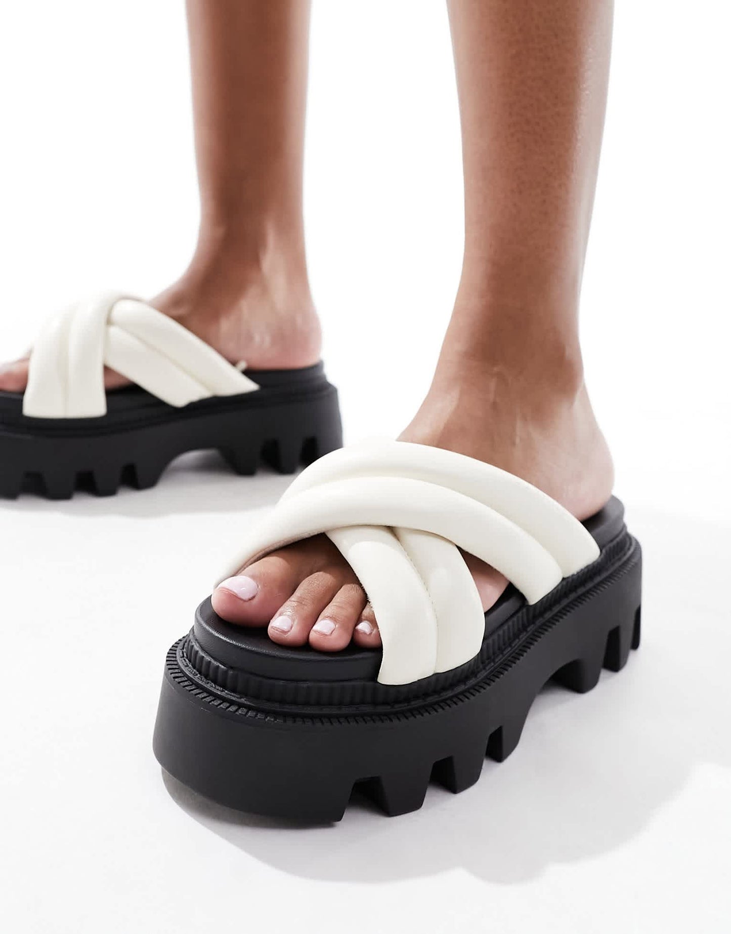 Buffalo Flora Cross Quilt flat sandals in beige - ASOS Sample Sale